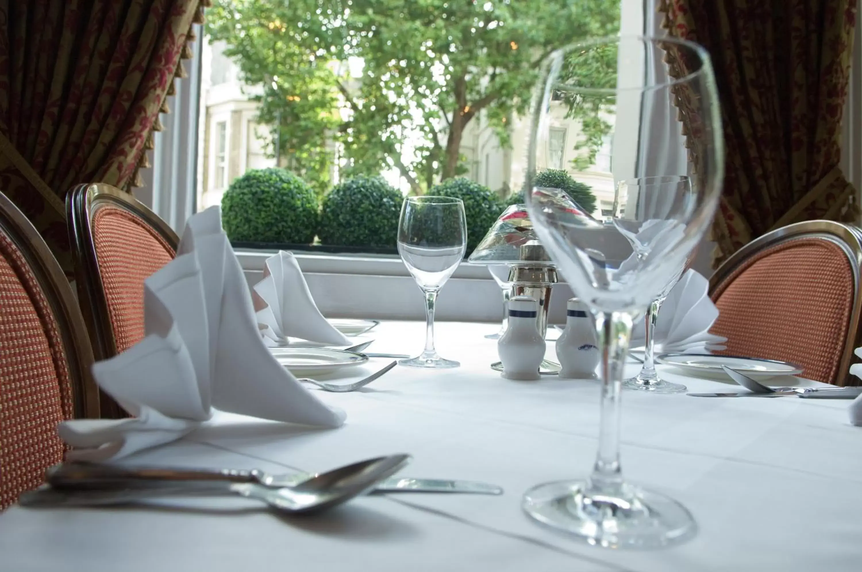 Restaurant/places to eat in The Montana Hotel Restaurant/places to eat in The Montana Hotel