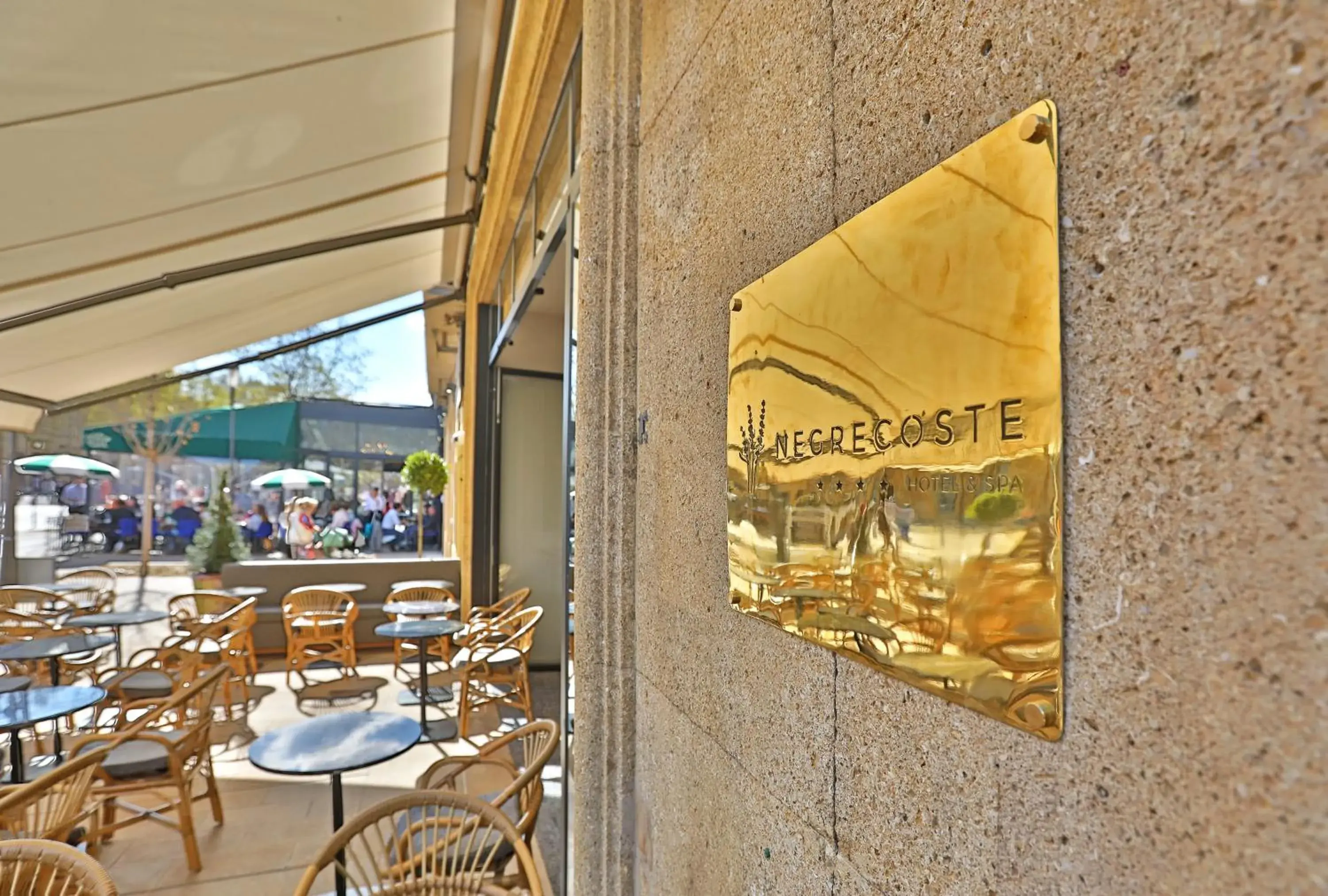 Restaurant/places to eat in Negrecoste Hôtel & Spa