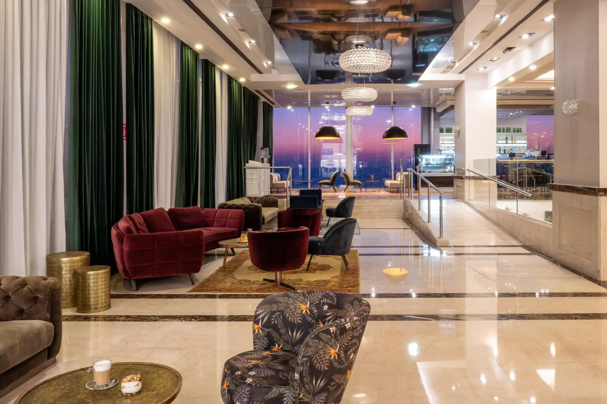 Restaurant/places to eat, Lobby/Reception in Crowne Plaza Tel Aviv Beach, an IHG Hotel