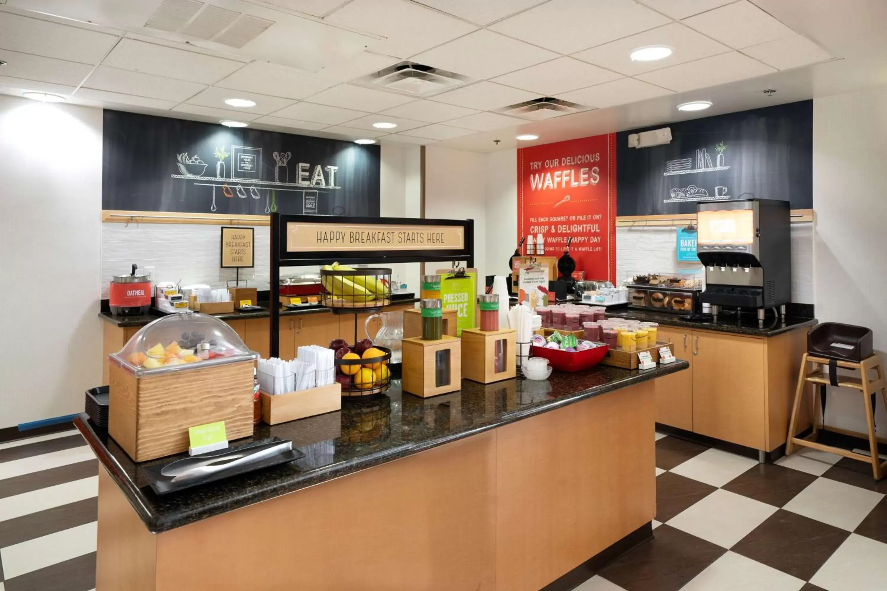 Restaurant/places to eat in Hampton Inn & Suites Madera
