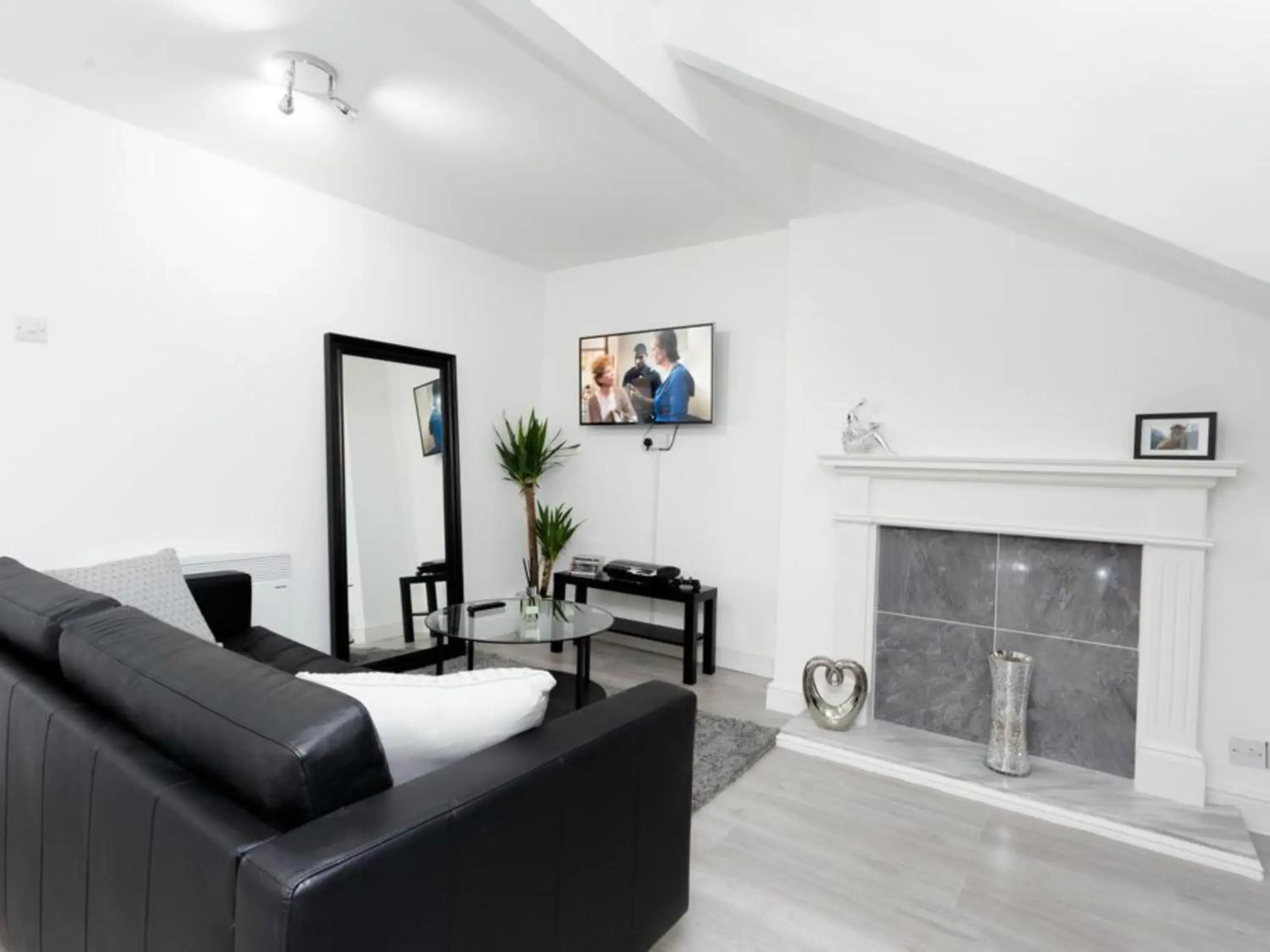 Living room, Seating Area in Live in Leeds Grange Apartments