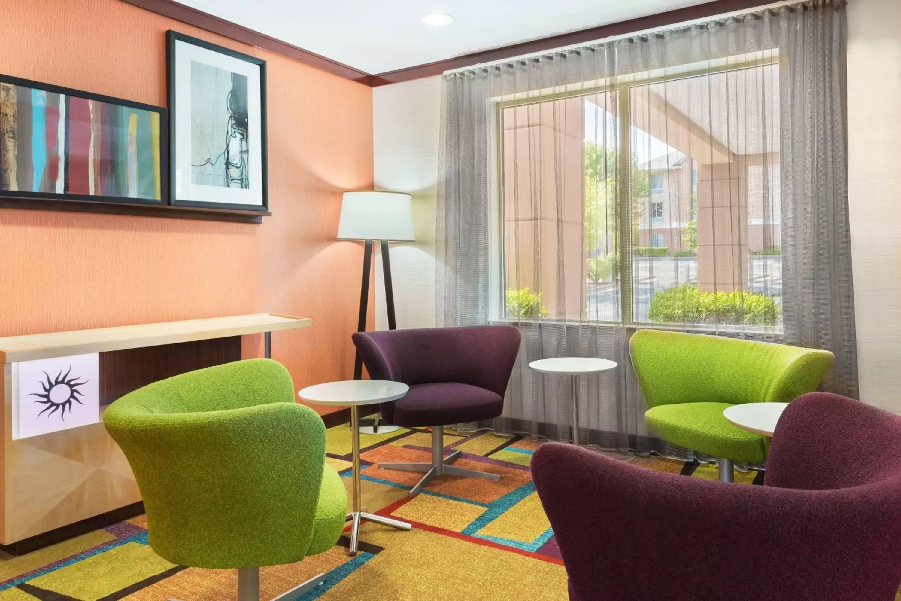 Lobby or reception, Seating Area in Fairfield Inn & Suites by Marriott Springdale