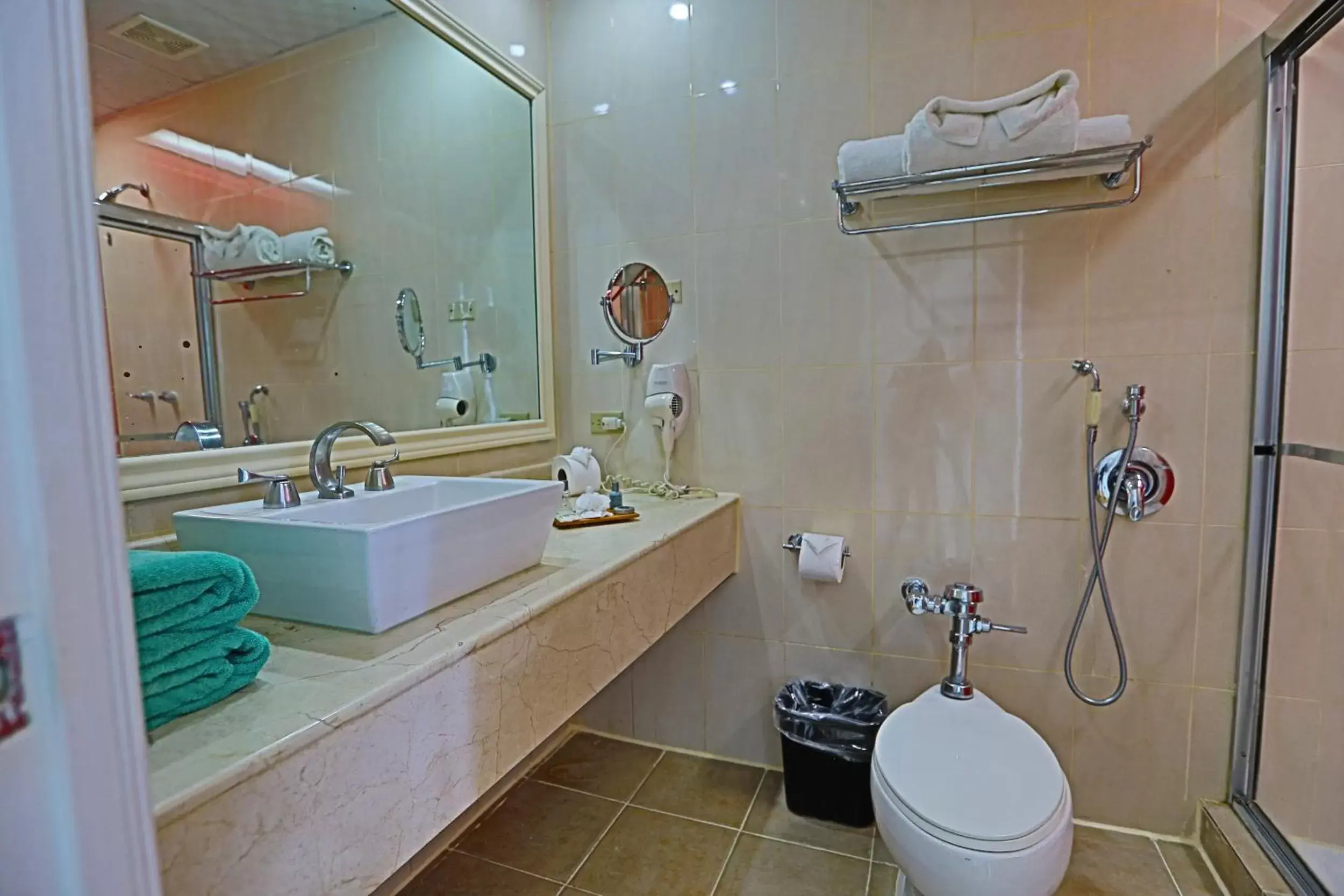 Bathroom in Playa Tortuga Hotel and Beach Resort