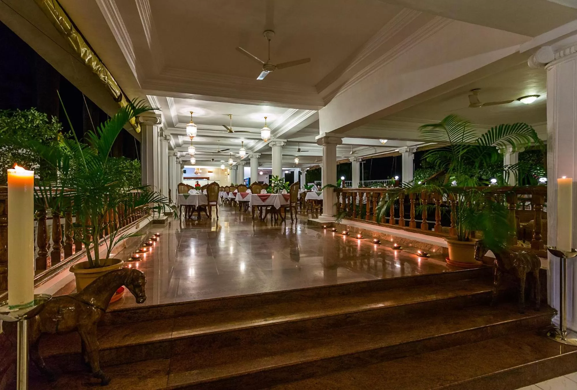 Restaurant/places to eat in GReaT Trails Riverview Thanjavur By GRT Hotels