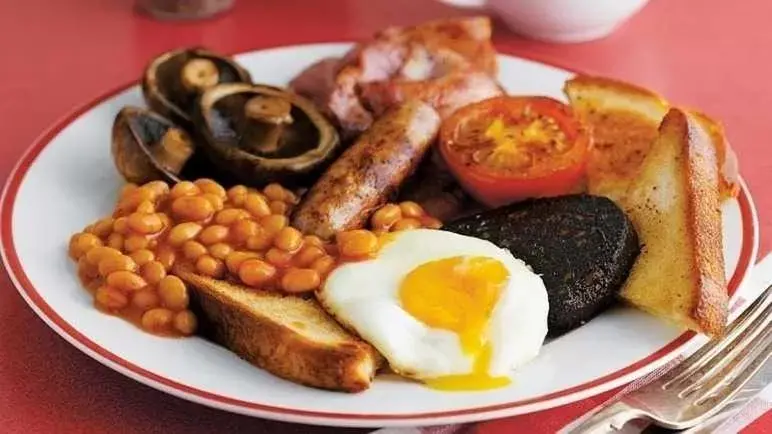 English/Irish breakfast, Food in 118 Shepherds Lane