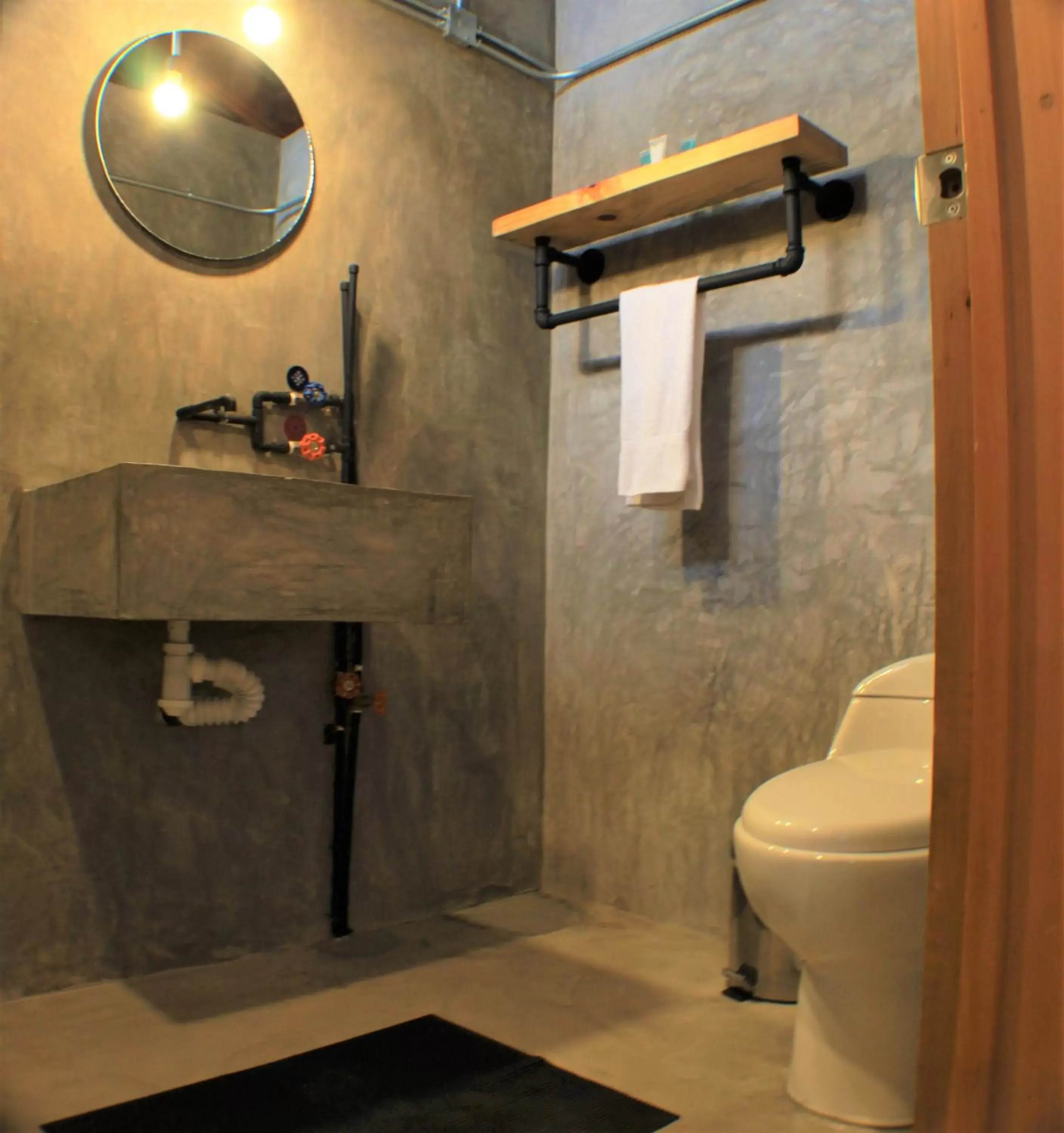 Bathroom in Ixmukané Suites & Spa