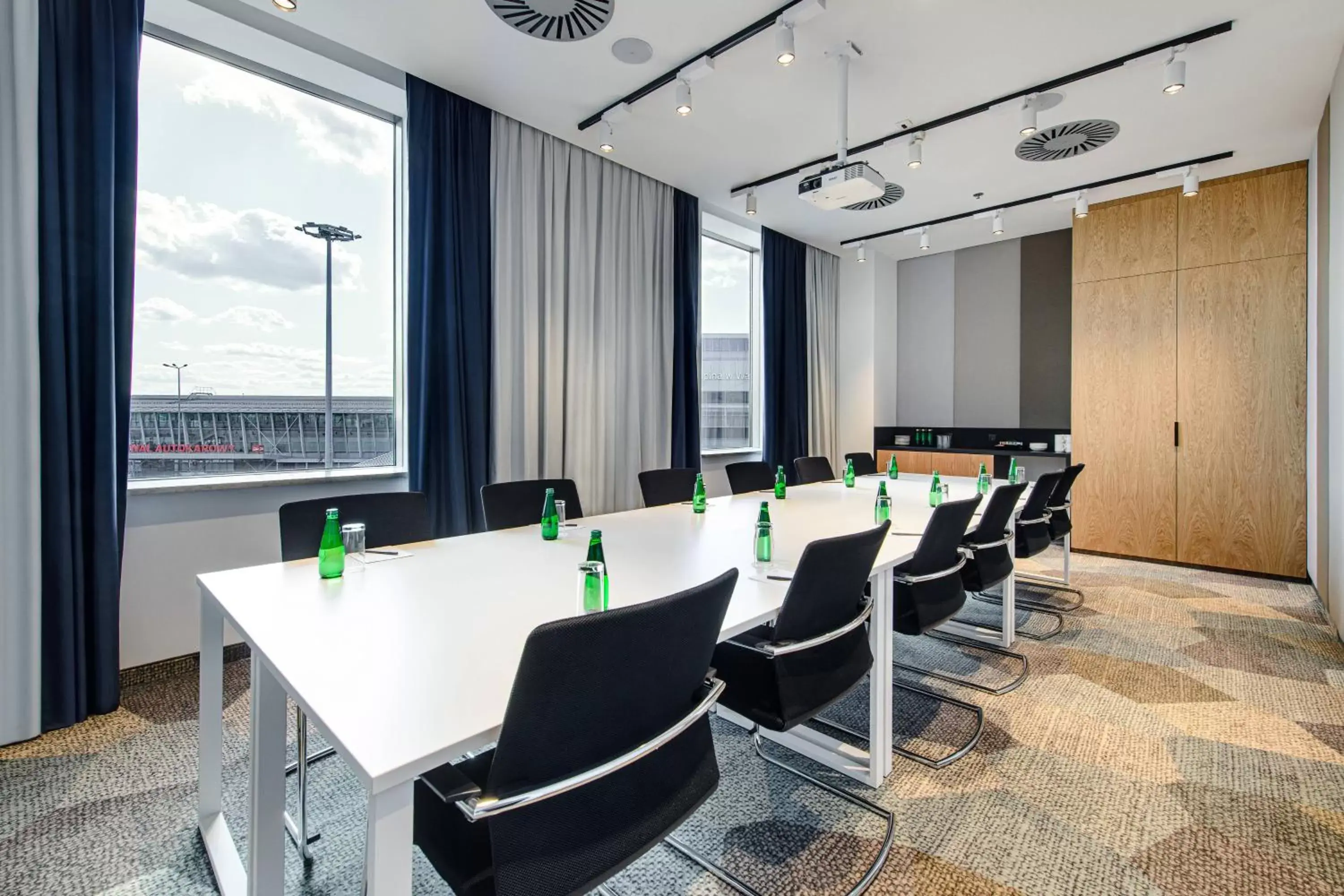 Meeting/conference room in Courtyard by Marriott Warsaw Airport