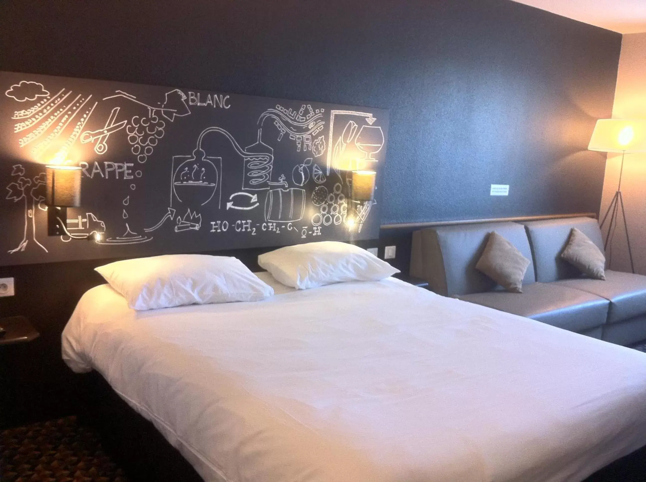 Bed in Ibis Styles Cognac