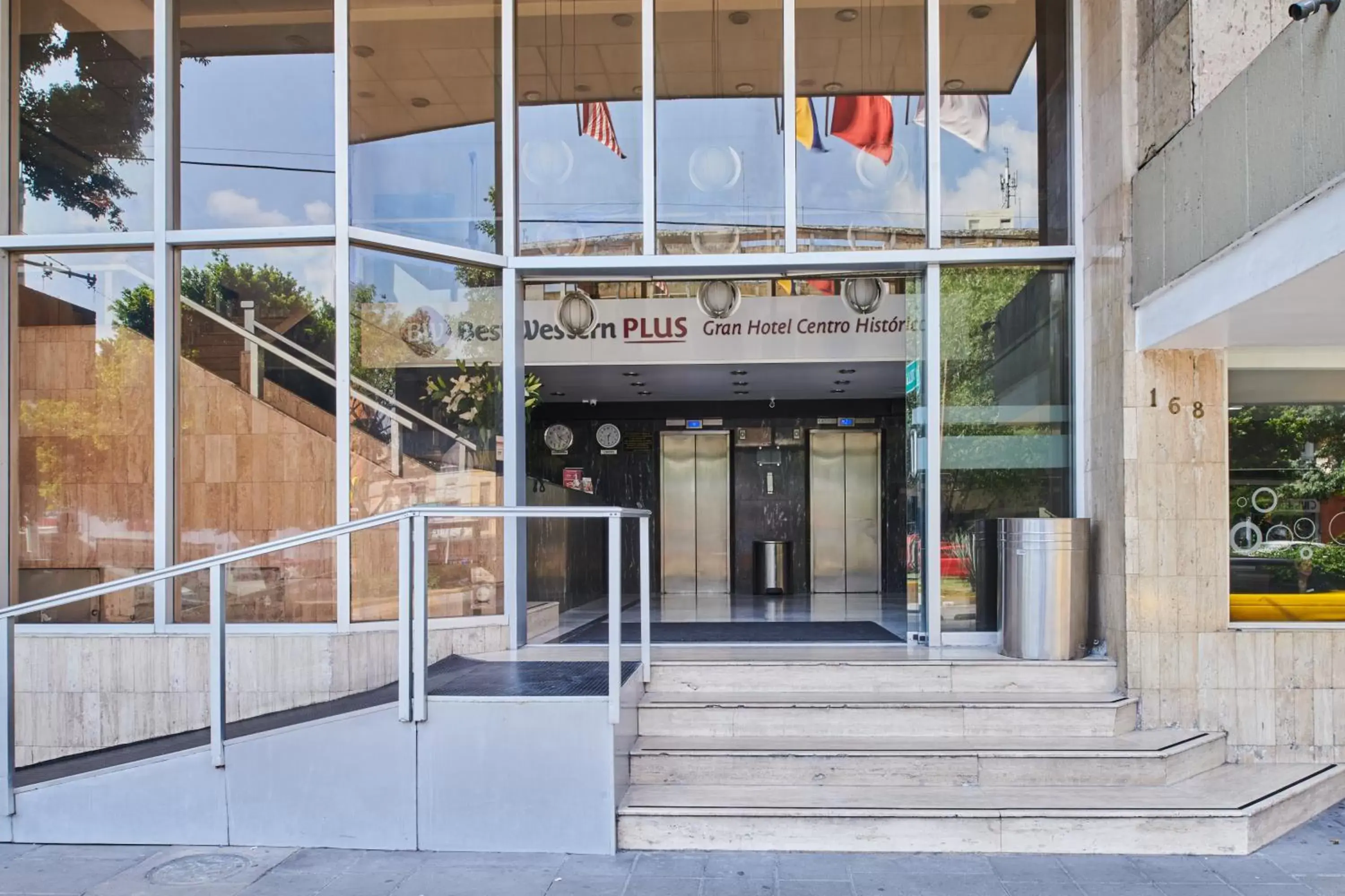 Facade/entrance in Best Western Plus Gran Hotel Centro Historico