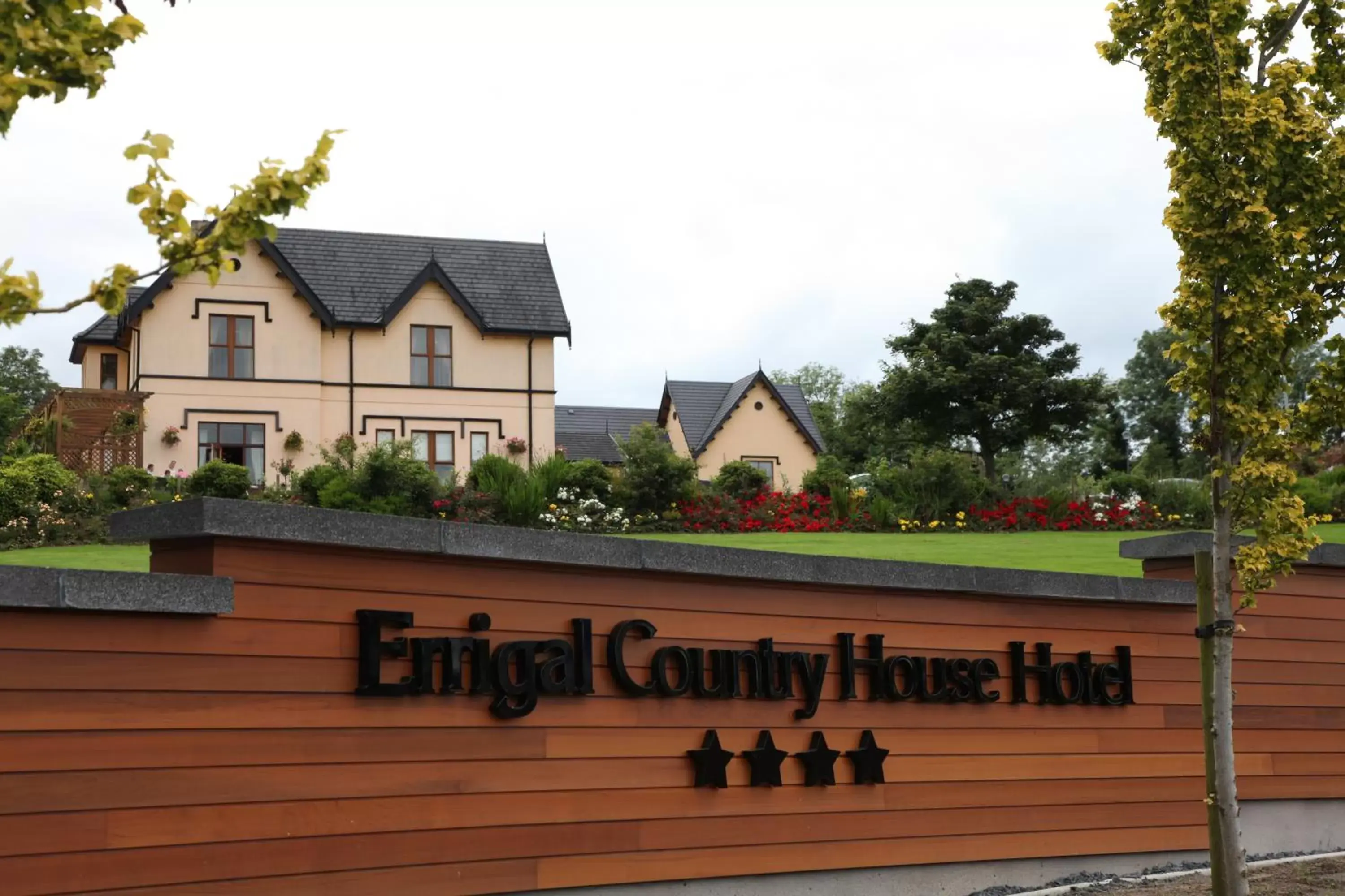 Facade/entrance in Errigal Country House Hotel