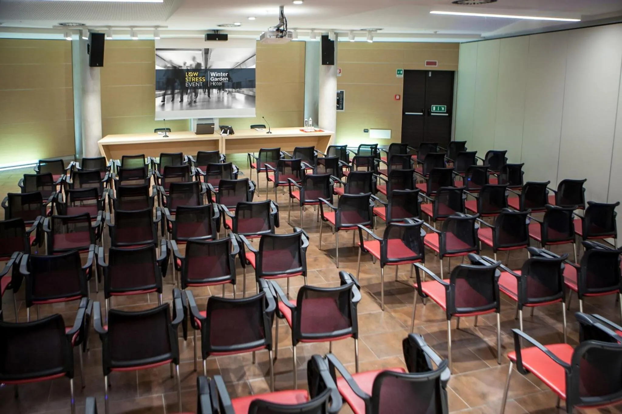 Business facilities in Winter Garden Hotel Bergamo Airport