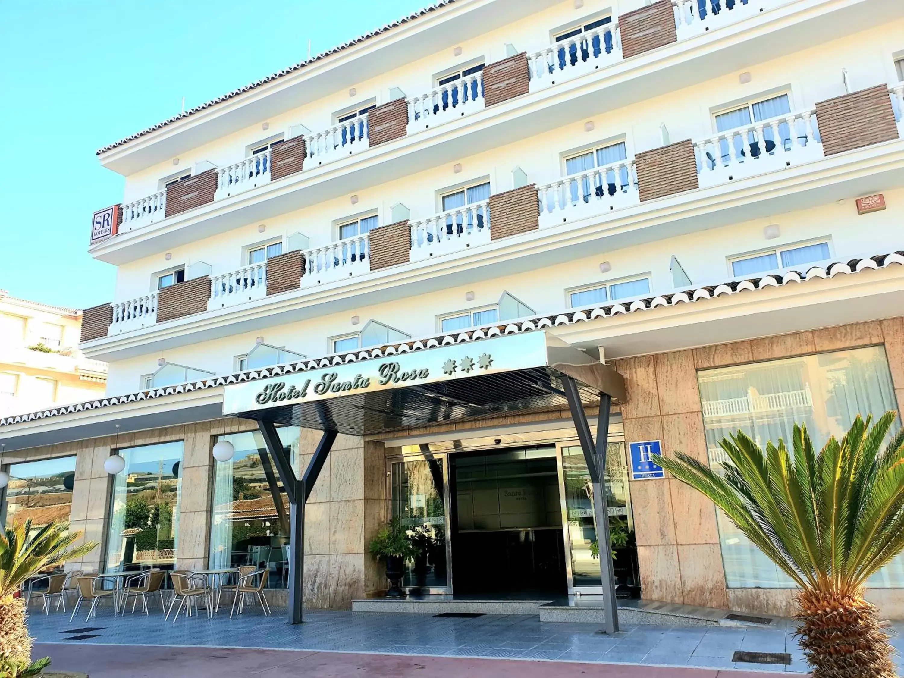Facade/entrance, Property Building in Hotel Santa Rosa