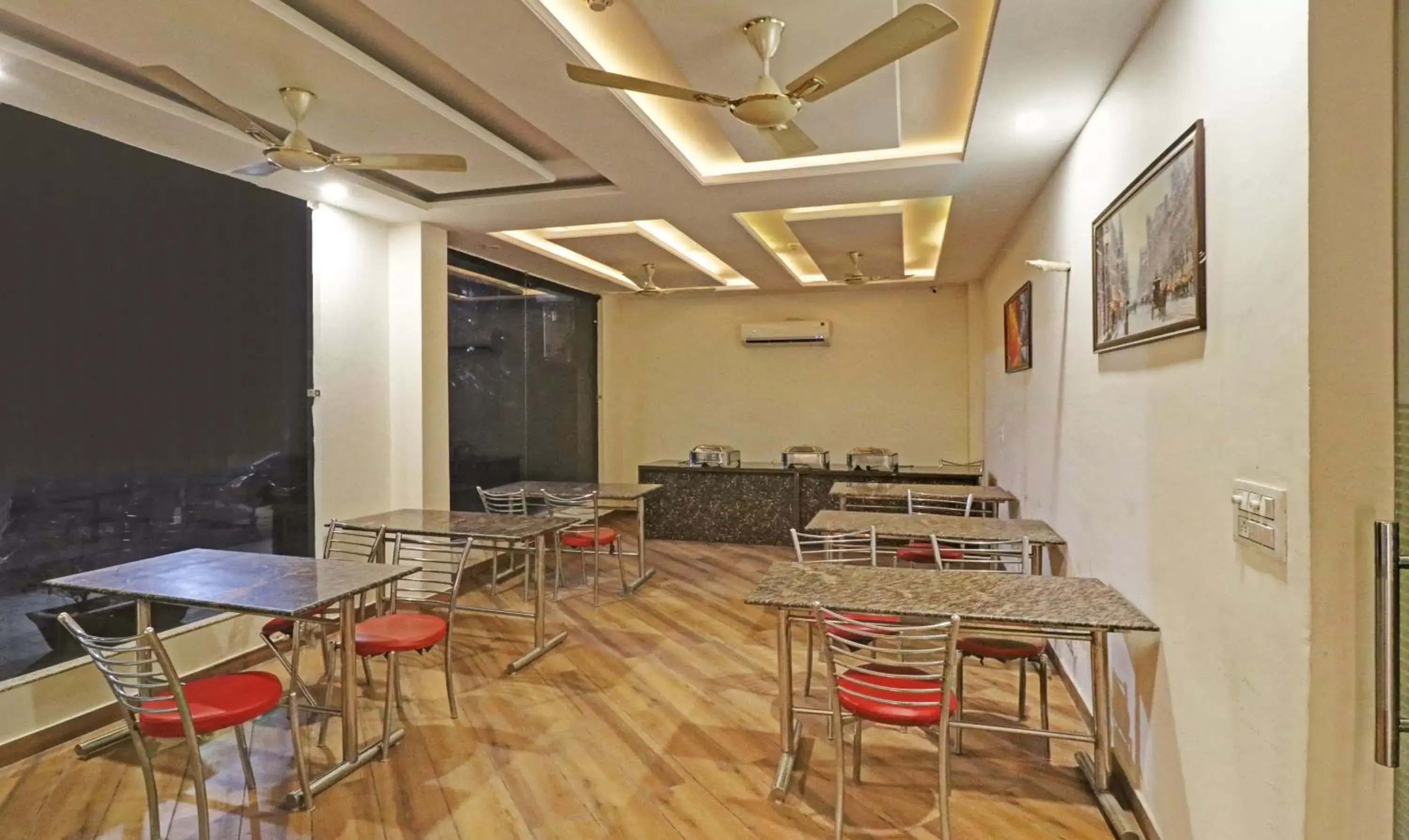 Restaurant/places to eat in Treebo Magnum Chandigarh Restaurant/places to eat in Treebo Magnum Chandigarh
