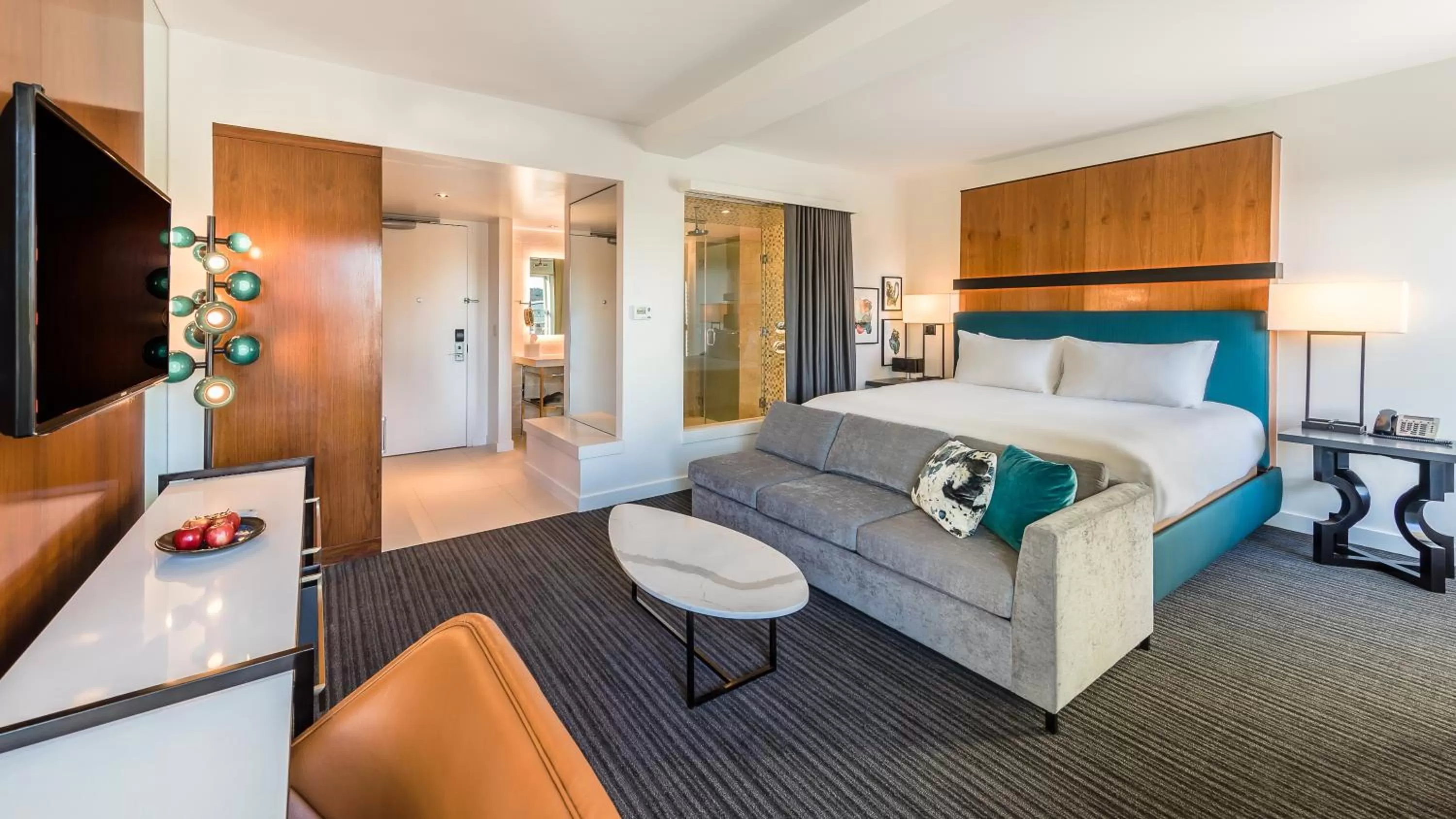 Deluxe King Room in Andaz San Diego, By Hyatt