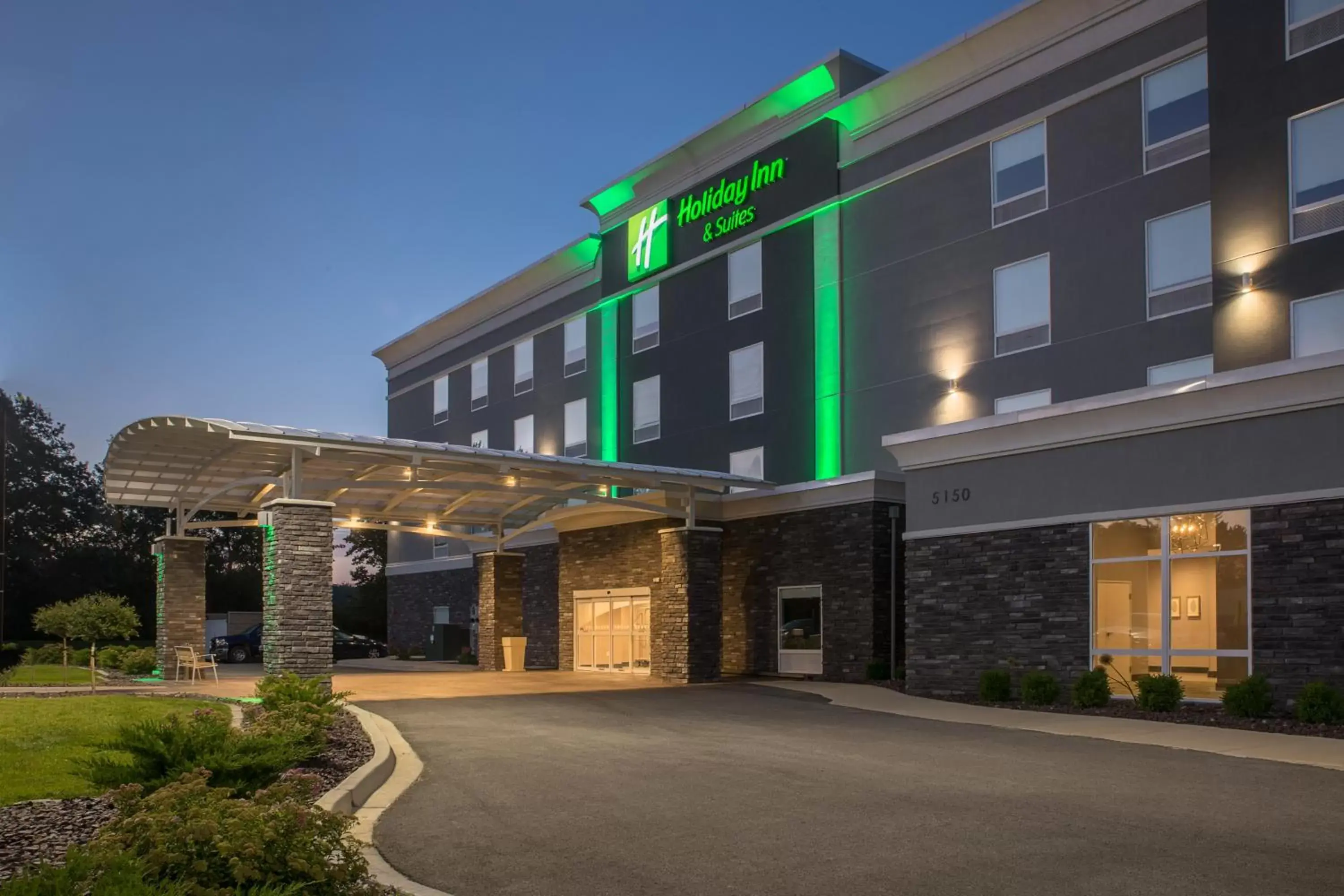 Property Building in Holiday Inn Hotel & Suites - Decatur, an IHG Hotel