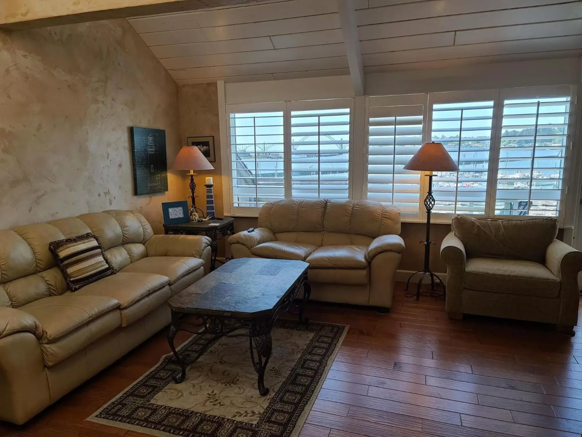 Living room, Seating Area in Embarcadero Resort