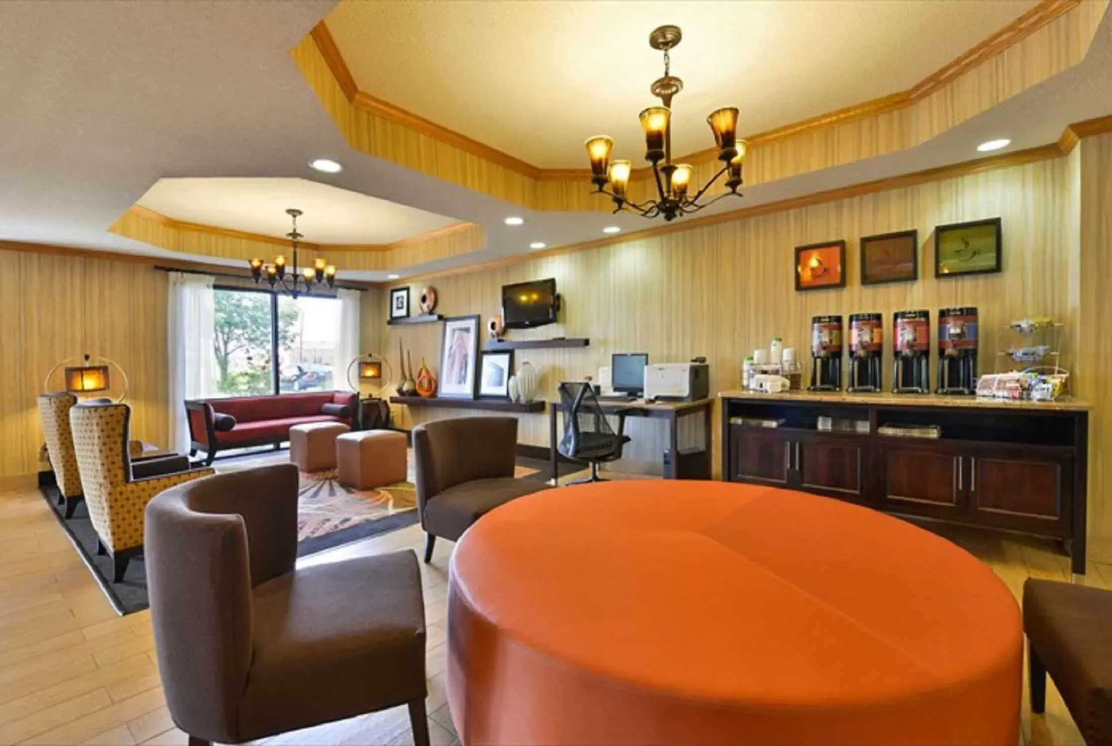 Lobby or reception, Restaurant/Places to Eat in Hampton Inn Sturgis
