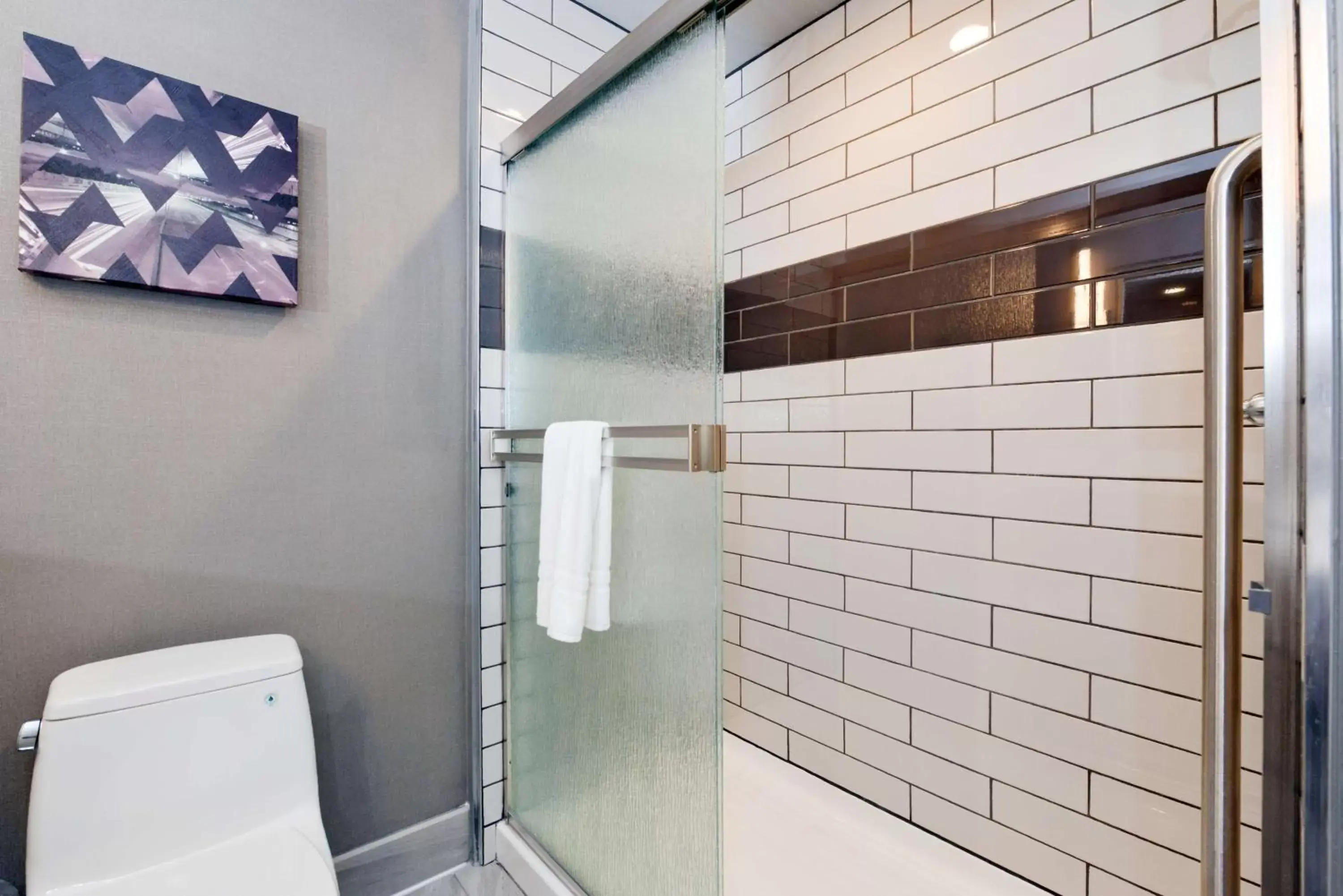 Shower, Bathroom in Best Western Plus Coalinga Inn