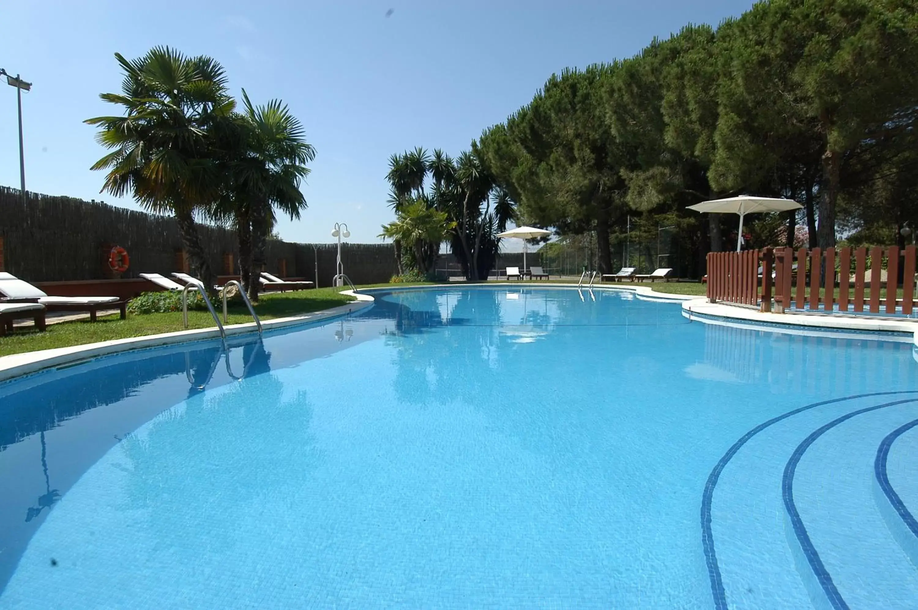 Swimming pool in Felix Hotel