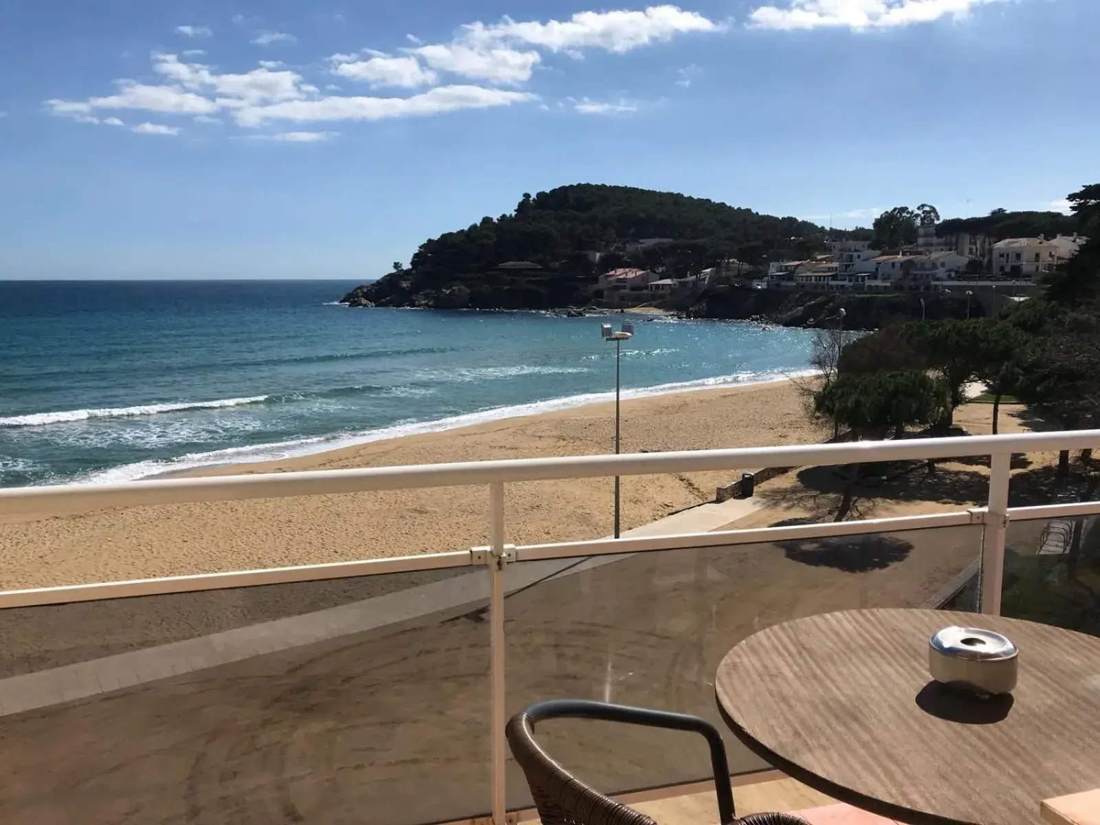 Beach in Hostal La Fosca