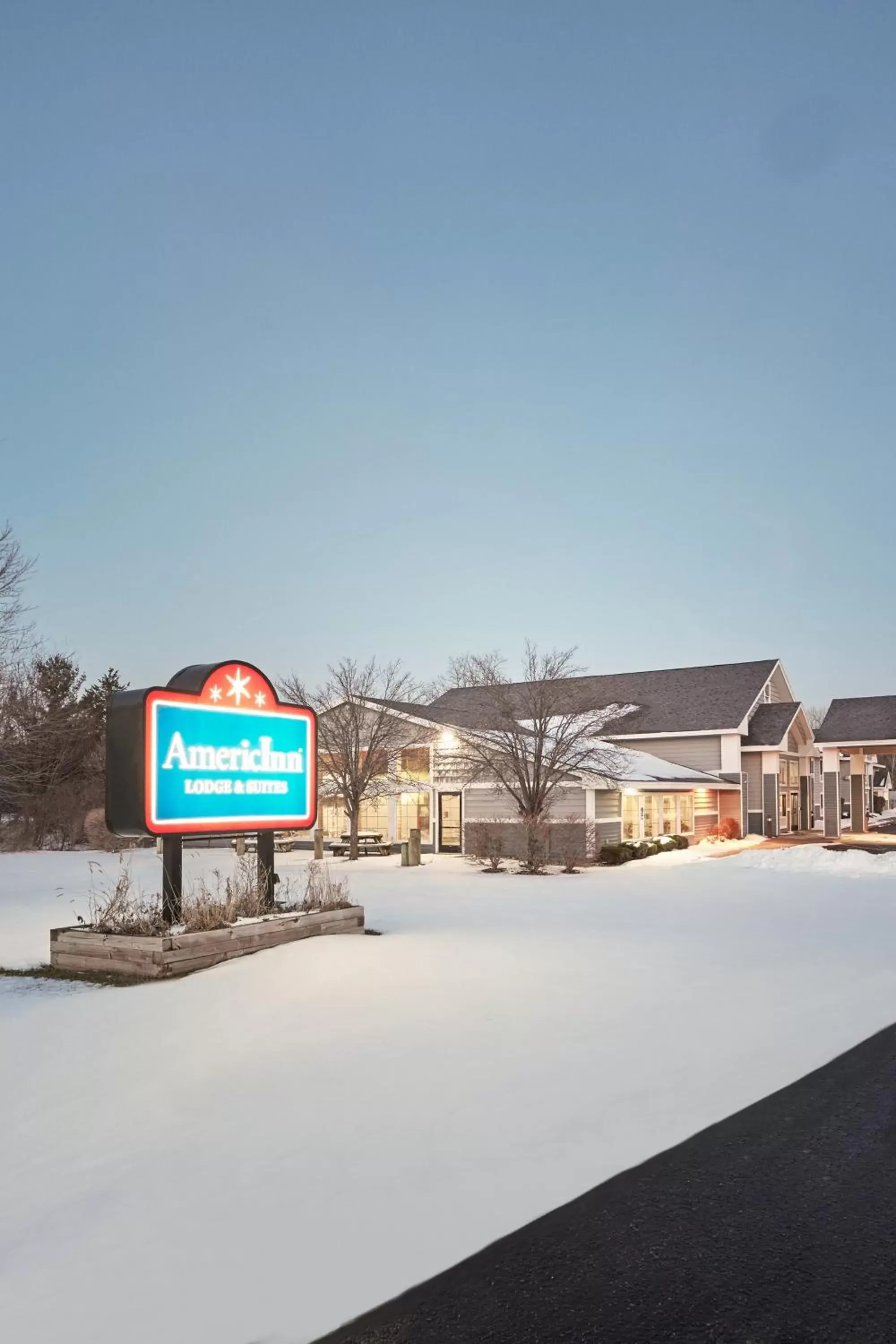 Winter in AmericInn by Wyndham Douglas/Saugatuck