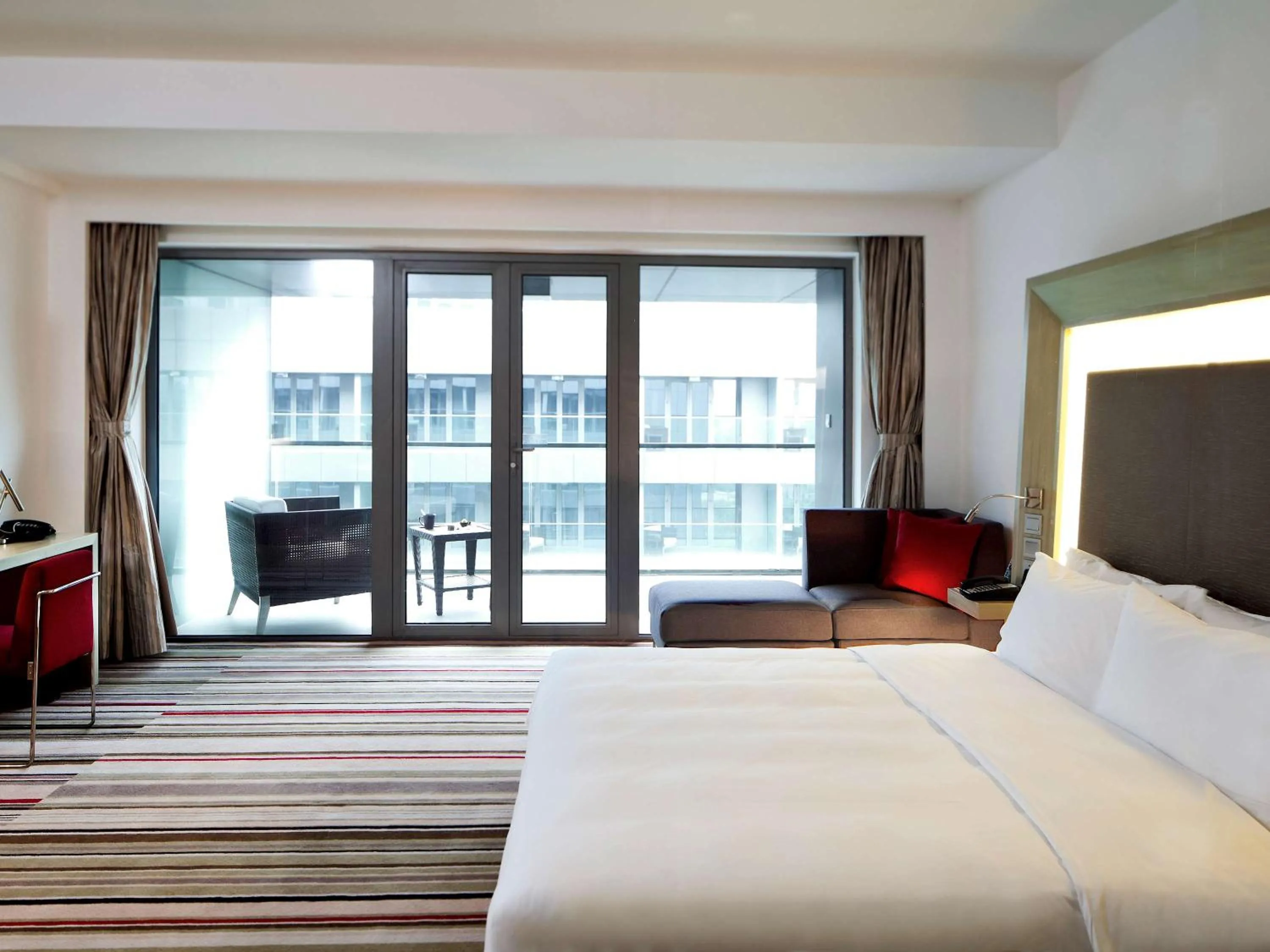 Photo of the whole room in Novotel Nanjing East Suning
