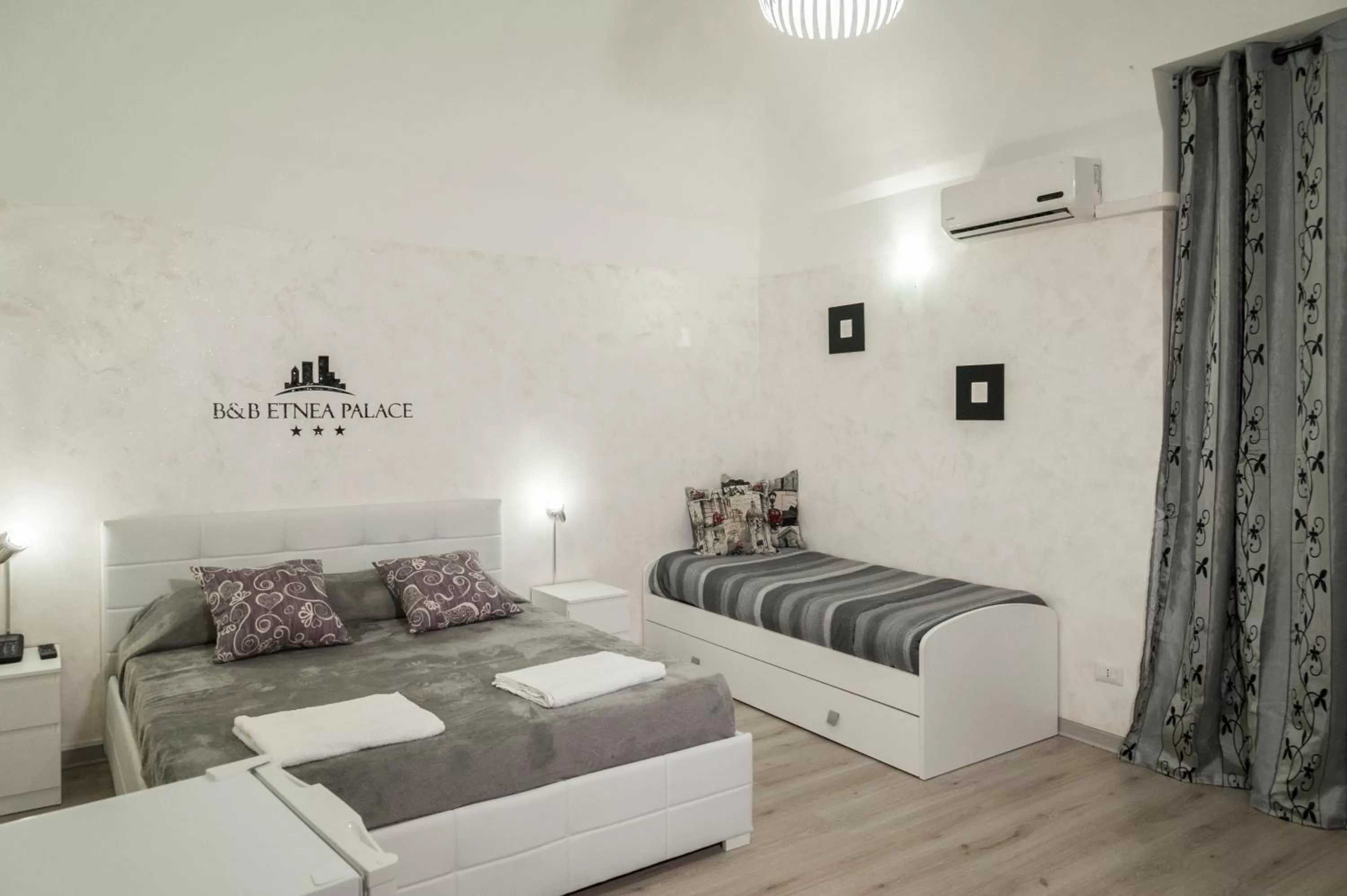 Bedroom, Bed in B&B Etnea Palace