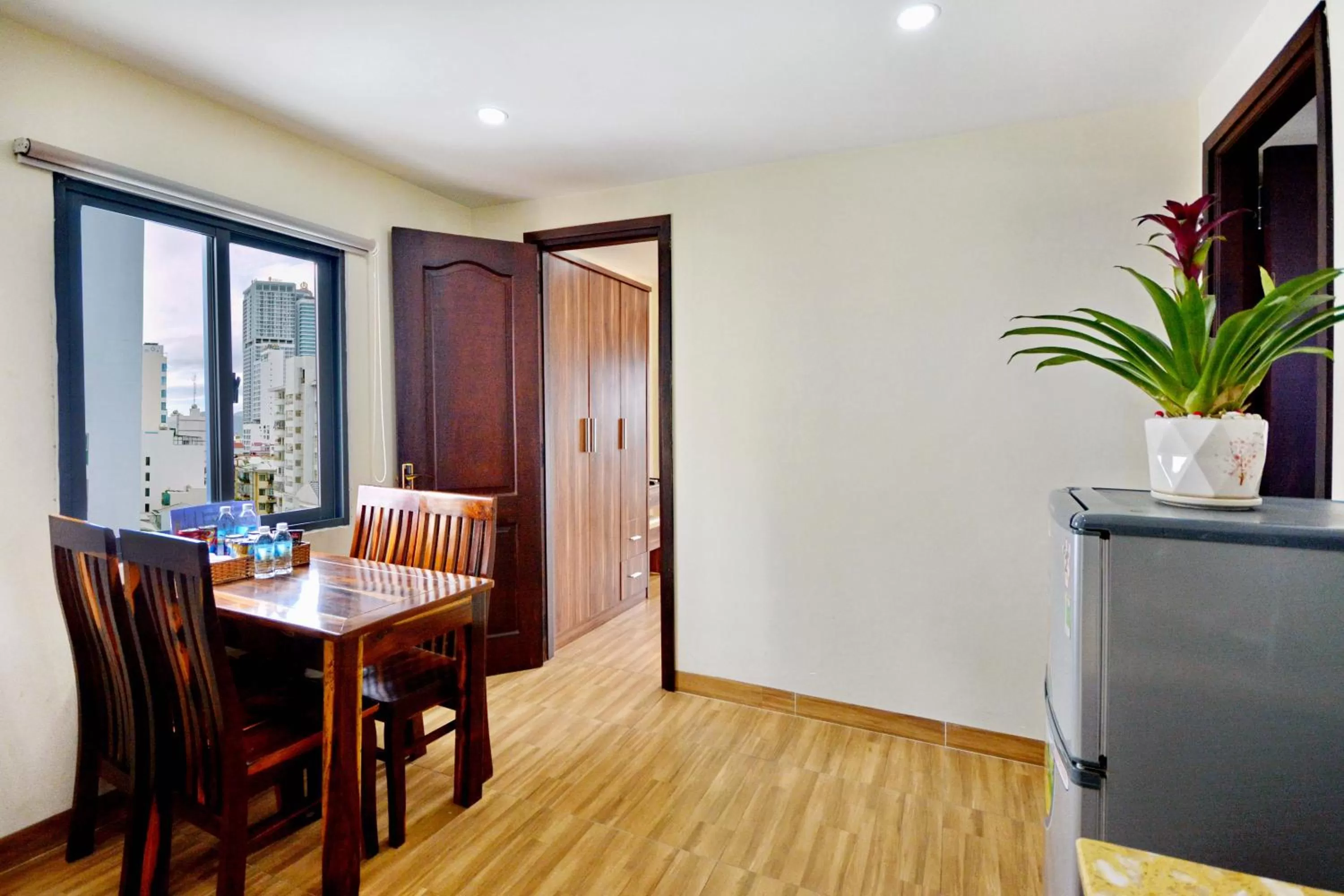 Dining area in Harvey Hotel & Apartments