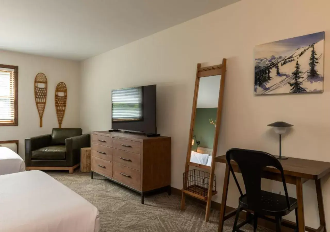 Bedroom, TV/Entertainment Center in Lodge at Schroon Lake