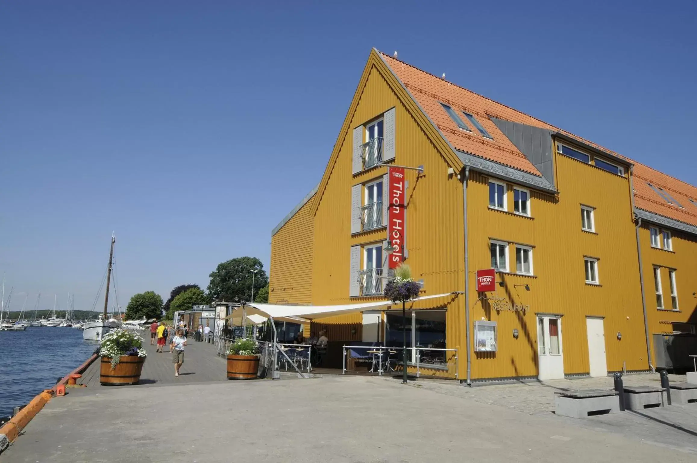 Facade/entrance, Property Building in Thon Hotel Tønsberg Brygge
