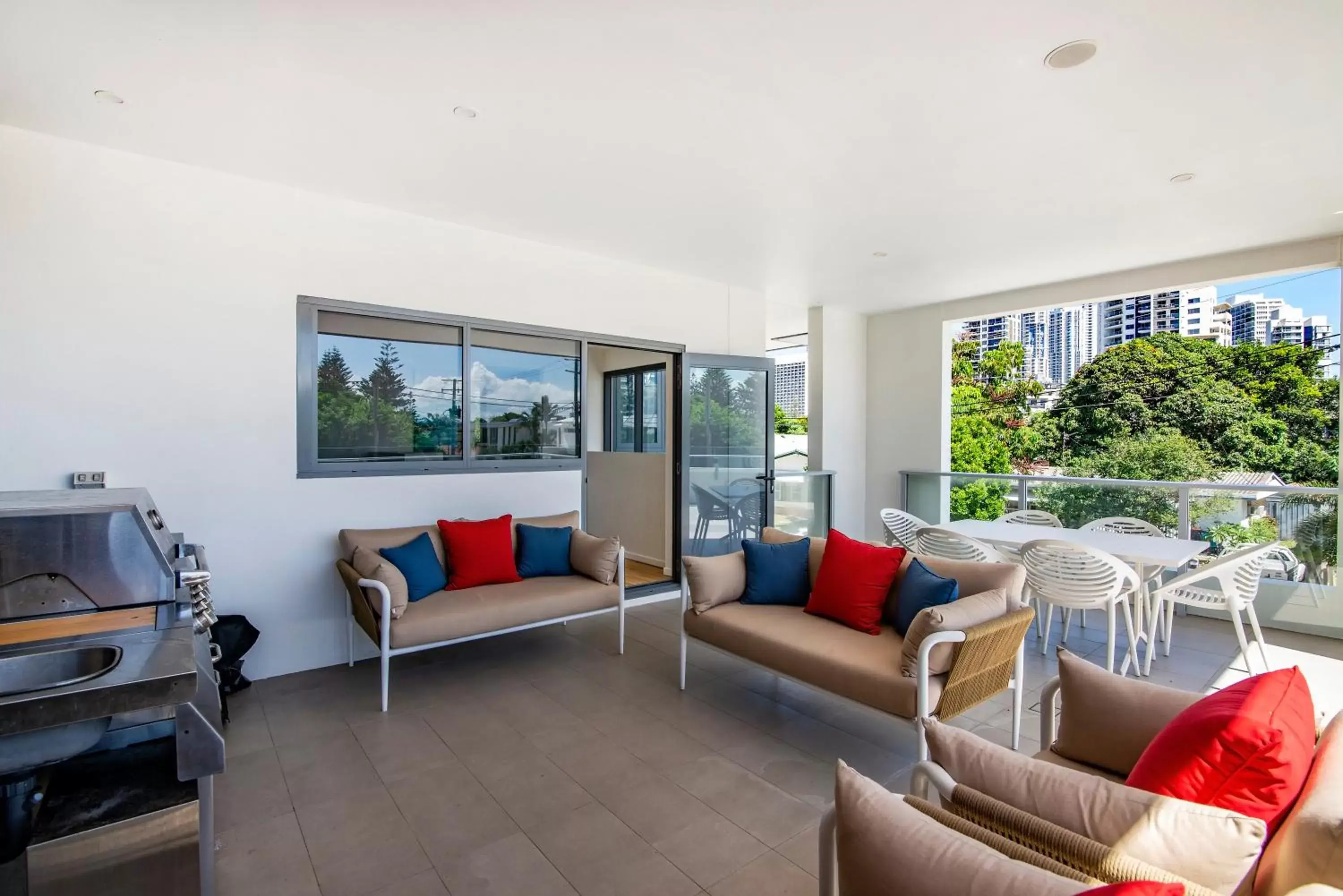 Balcony/Terrace, Seating Area in Ruby Gold Coast by CLLIX