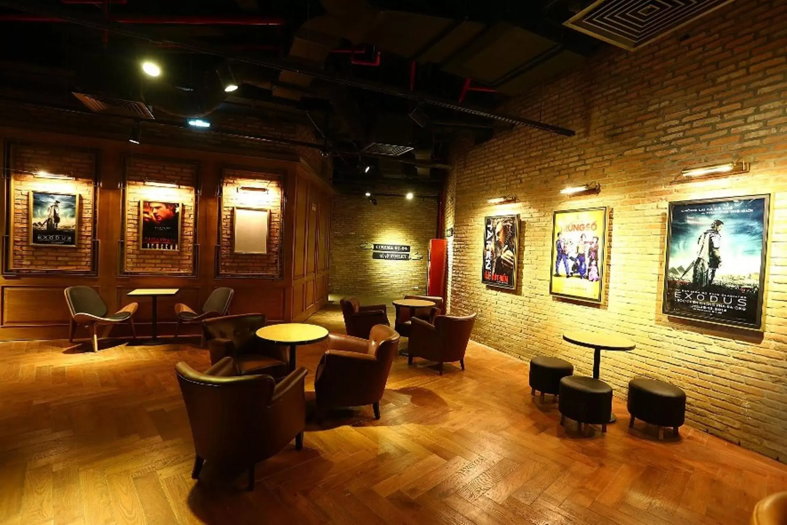 Seating area, Lounge/Bar in Liberty Central Saigon Citypoint