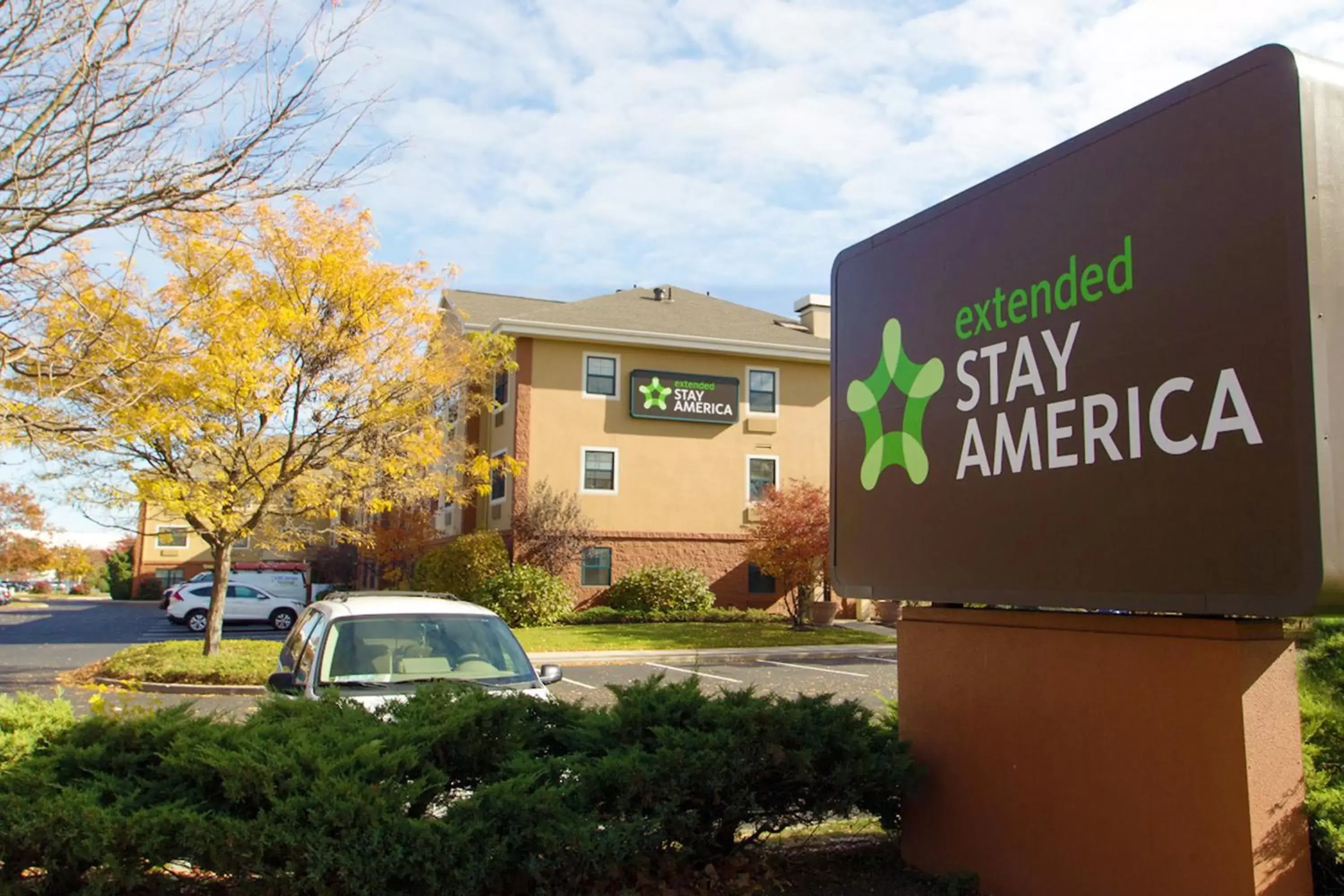 Property building in Extended Stay America Suites - Long Island - Bethpage
