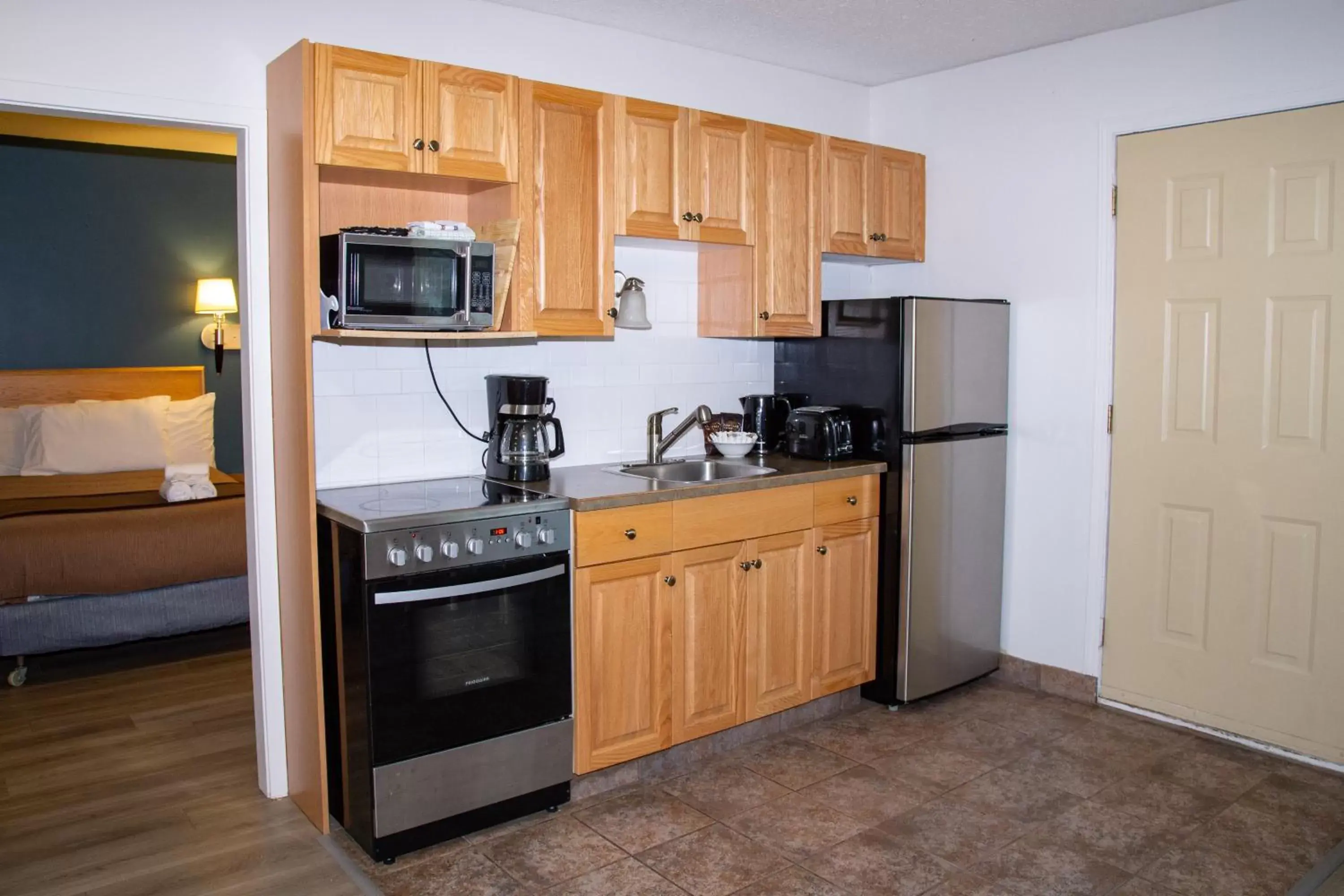 kitchen, Kitchen/Kitchenette in Spanish Villa Resort