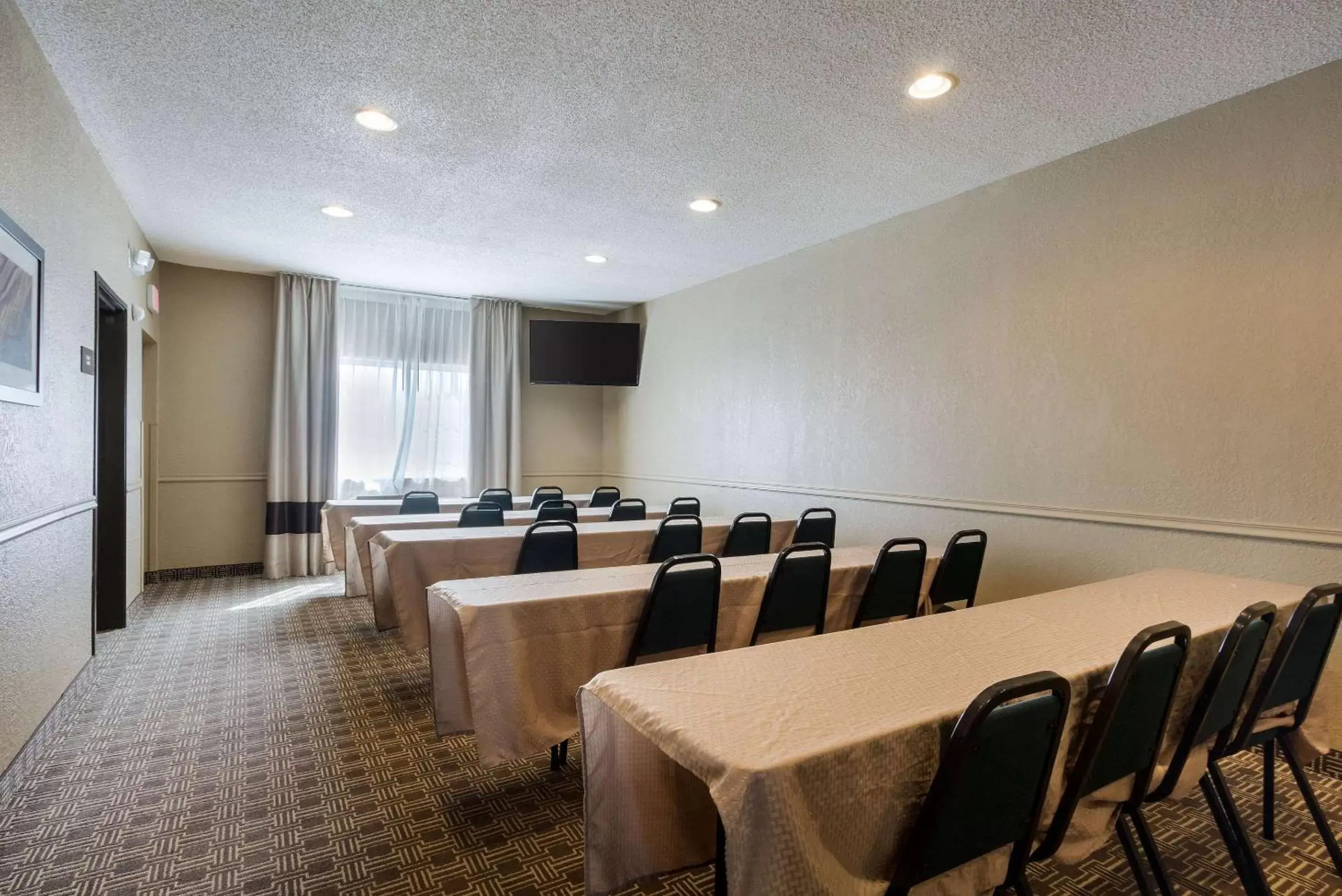 On site in Comfort Inn & Suites Bellevue - Omaha Offutt AFB