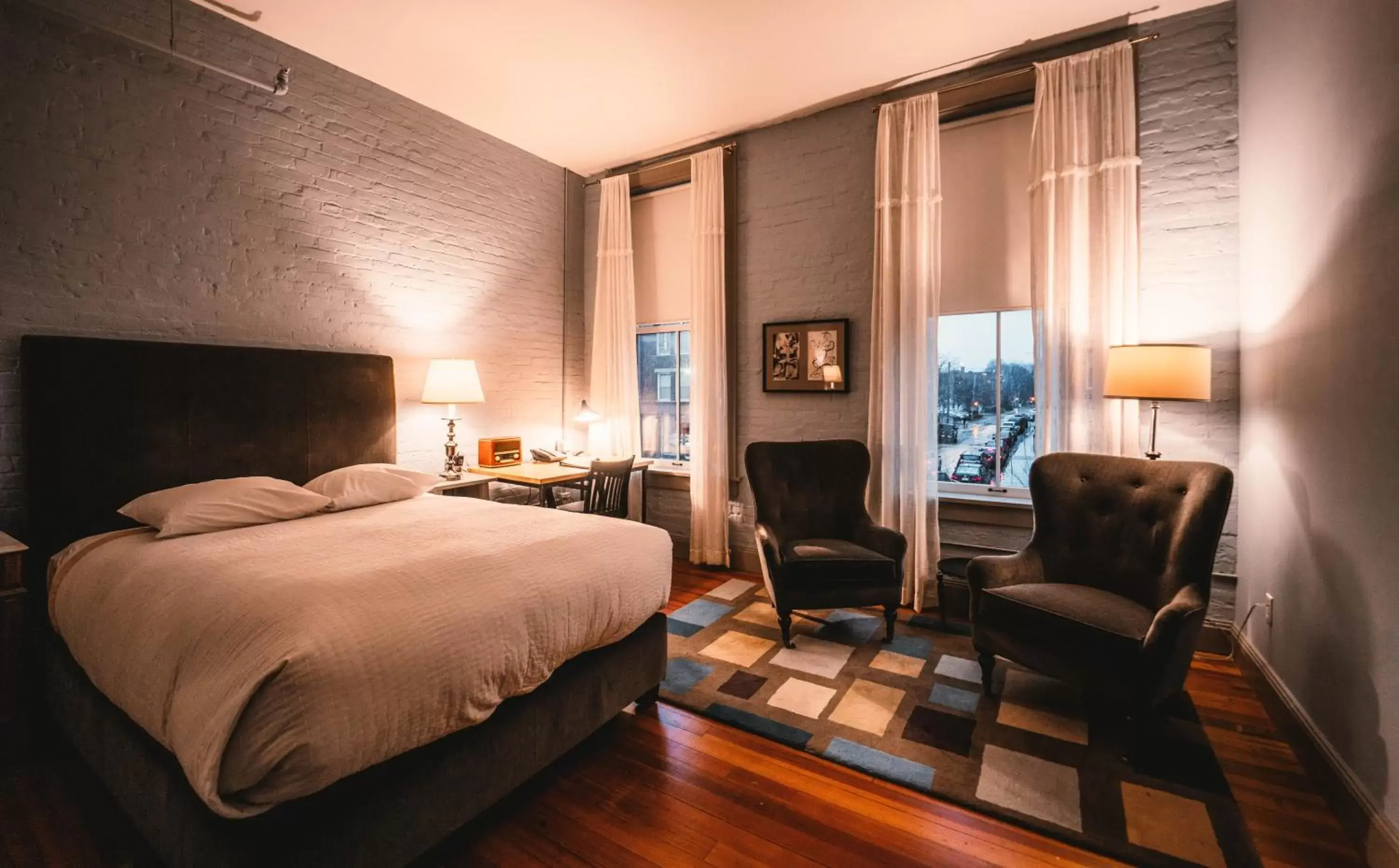 Standard King Room in Hotel on North Standard King Room in Hotel on North