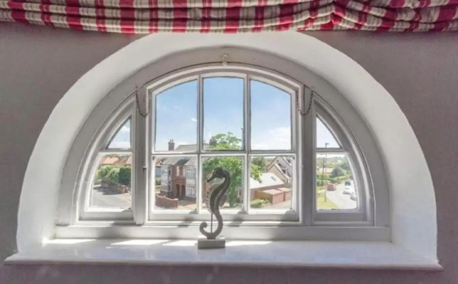 Decorative detail in The Globe Inn