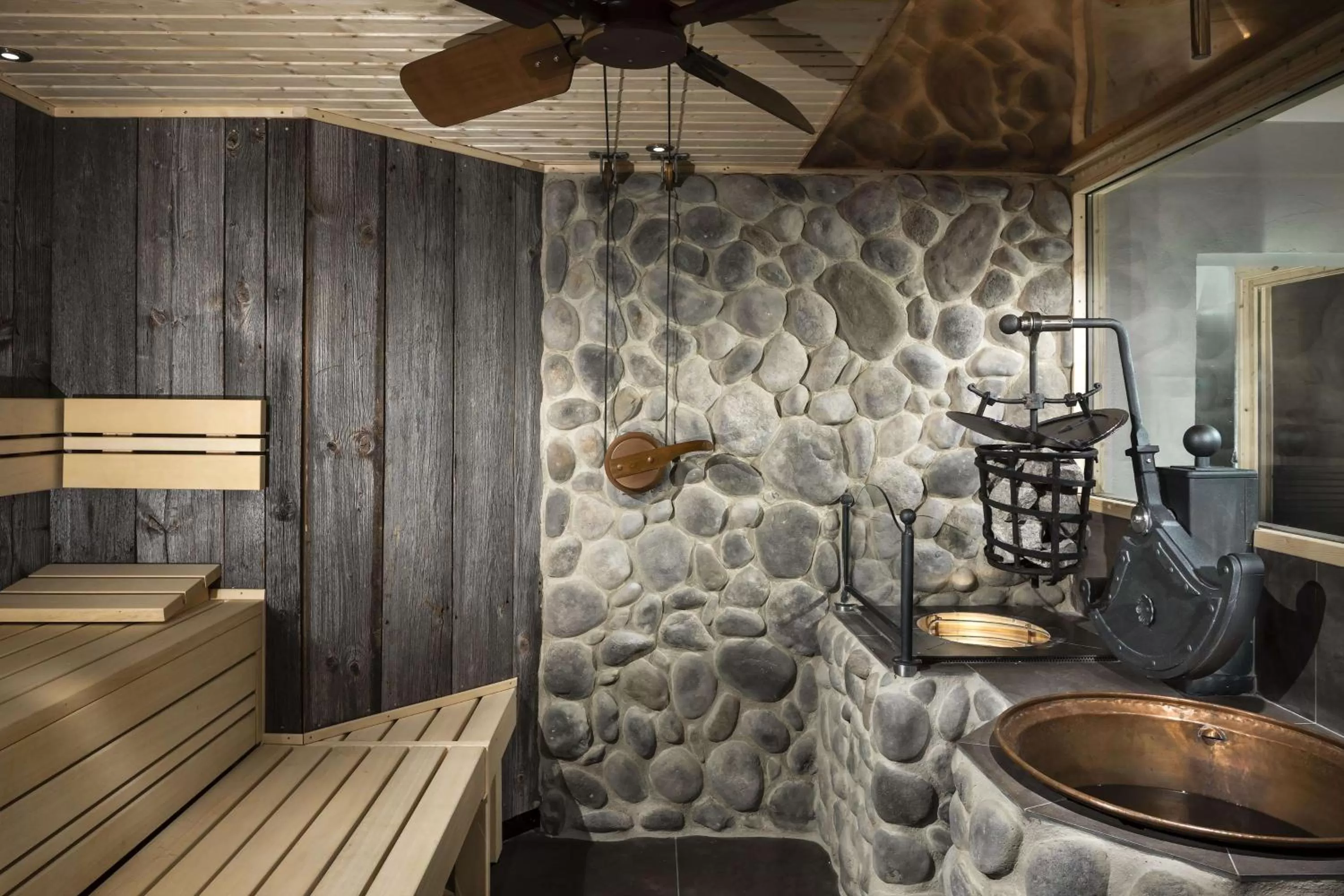 Spa and wellness centre/facilities in Berghotel Rehlegg