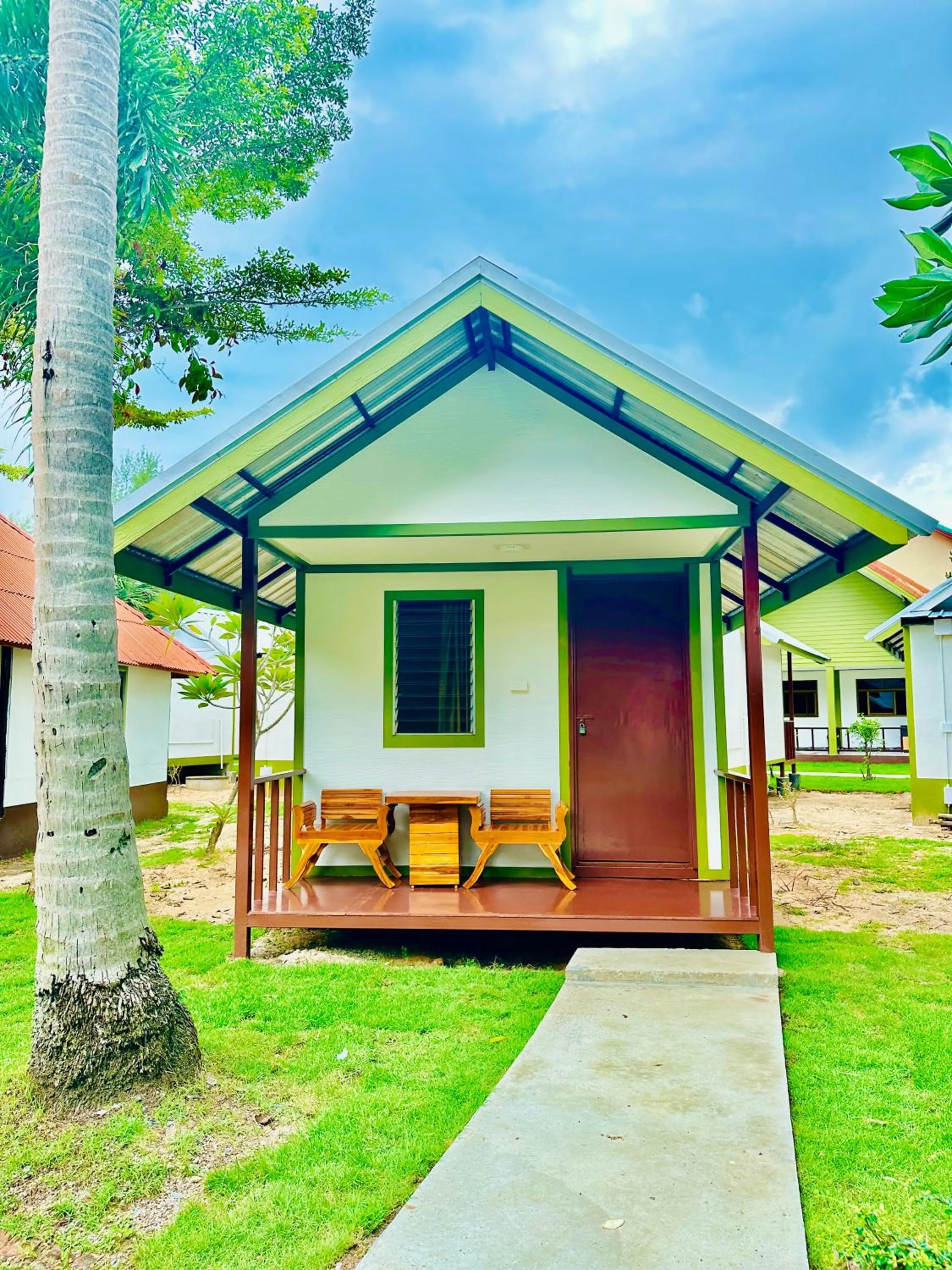 Property building in Lanta L.D. Beach Bungalow