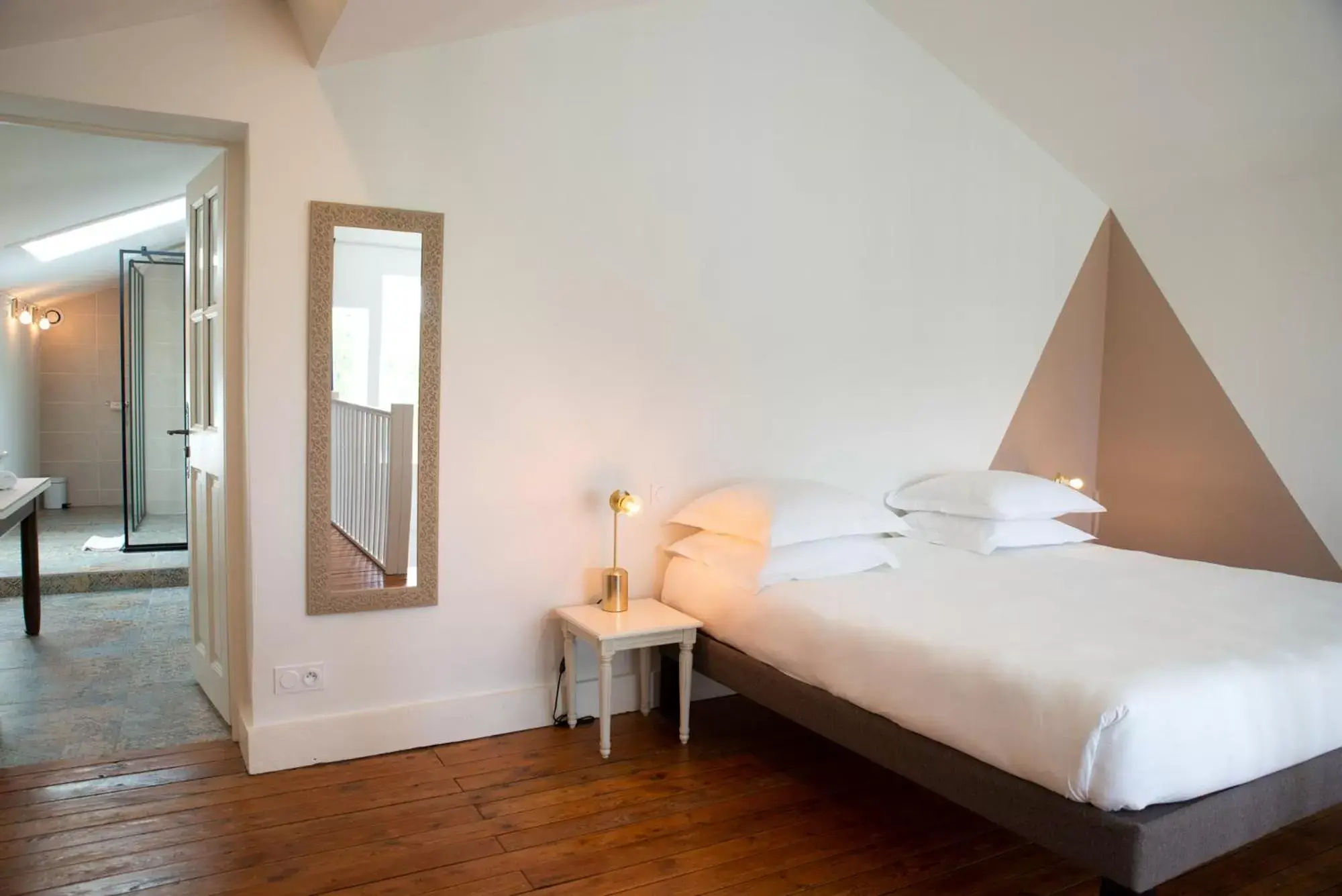 Bed in Manoir le Roure