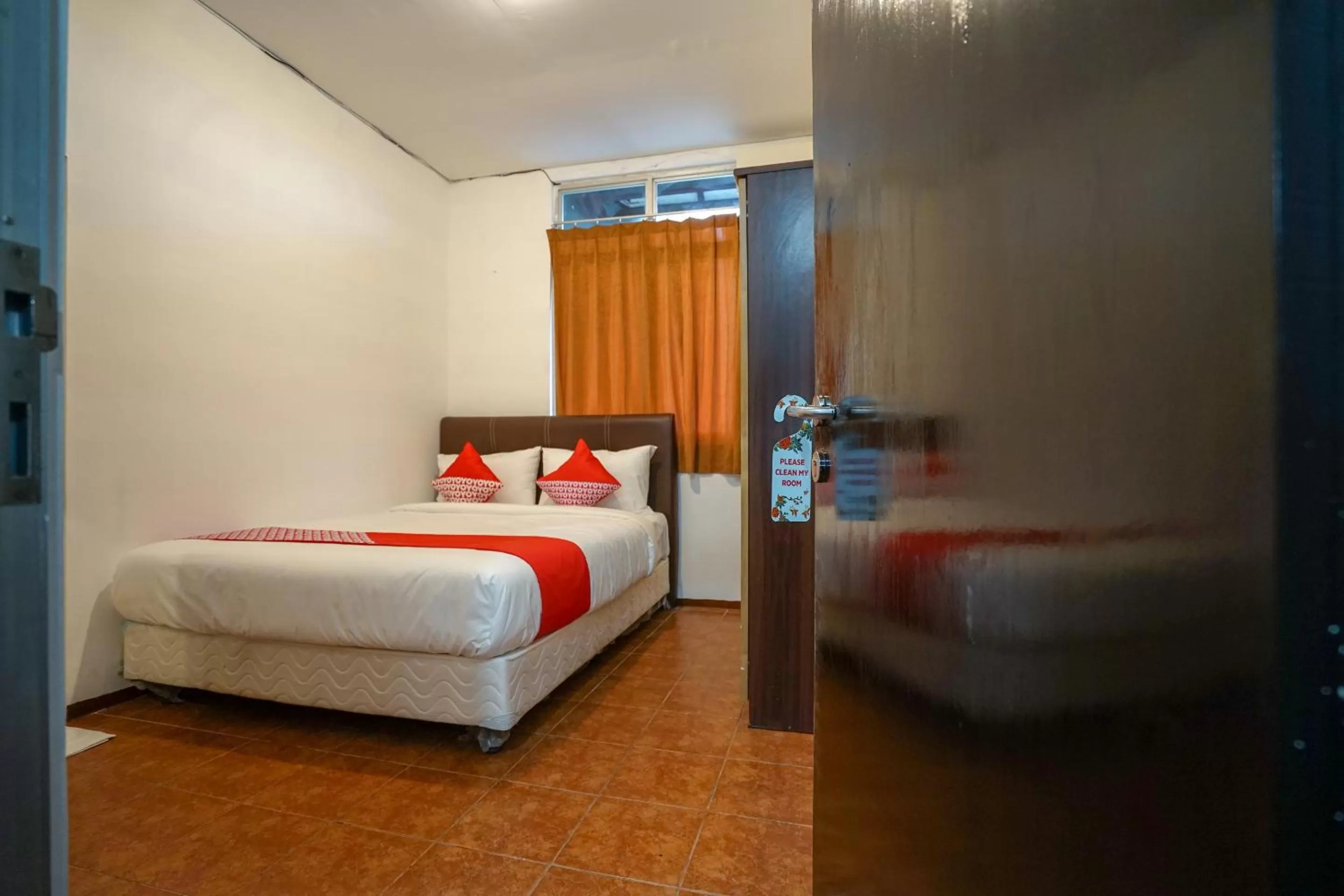 Bedroom in Super OYO 1844 Bravo Residence