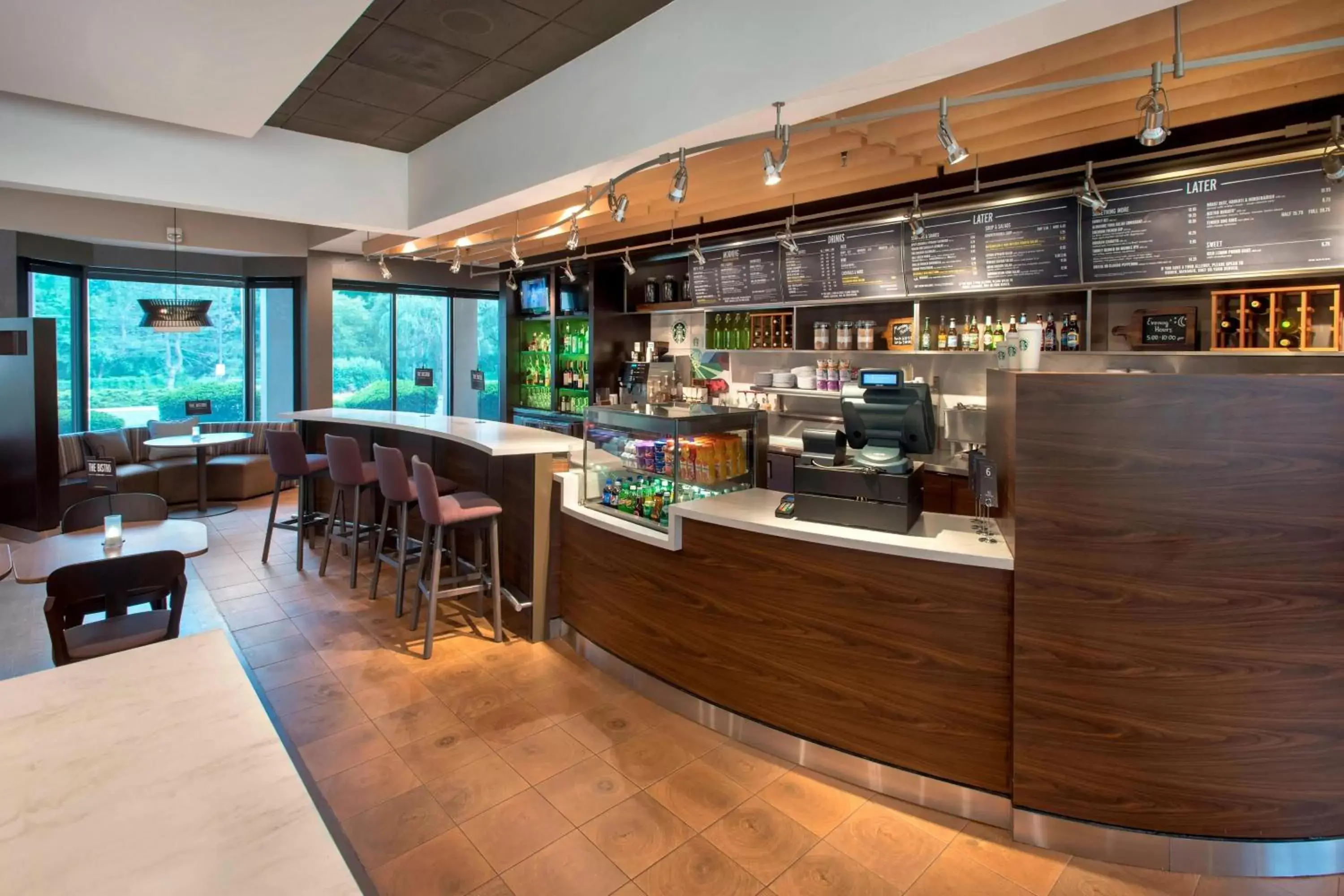 Restaurant/places to eat, Lounge/Bar in Courtyard by Marriott Rye