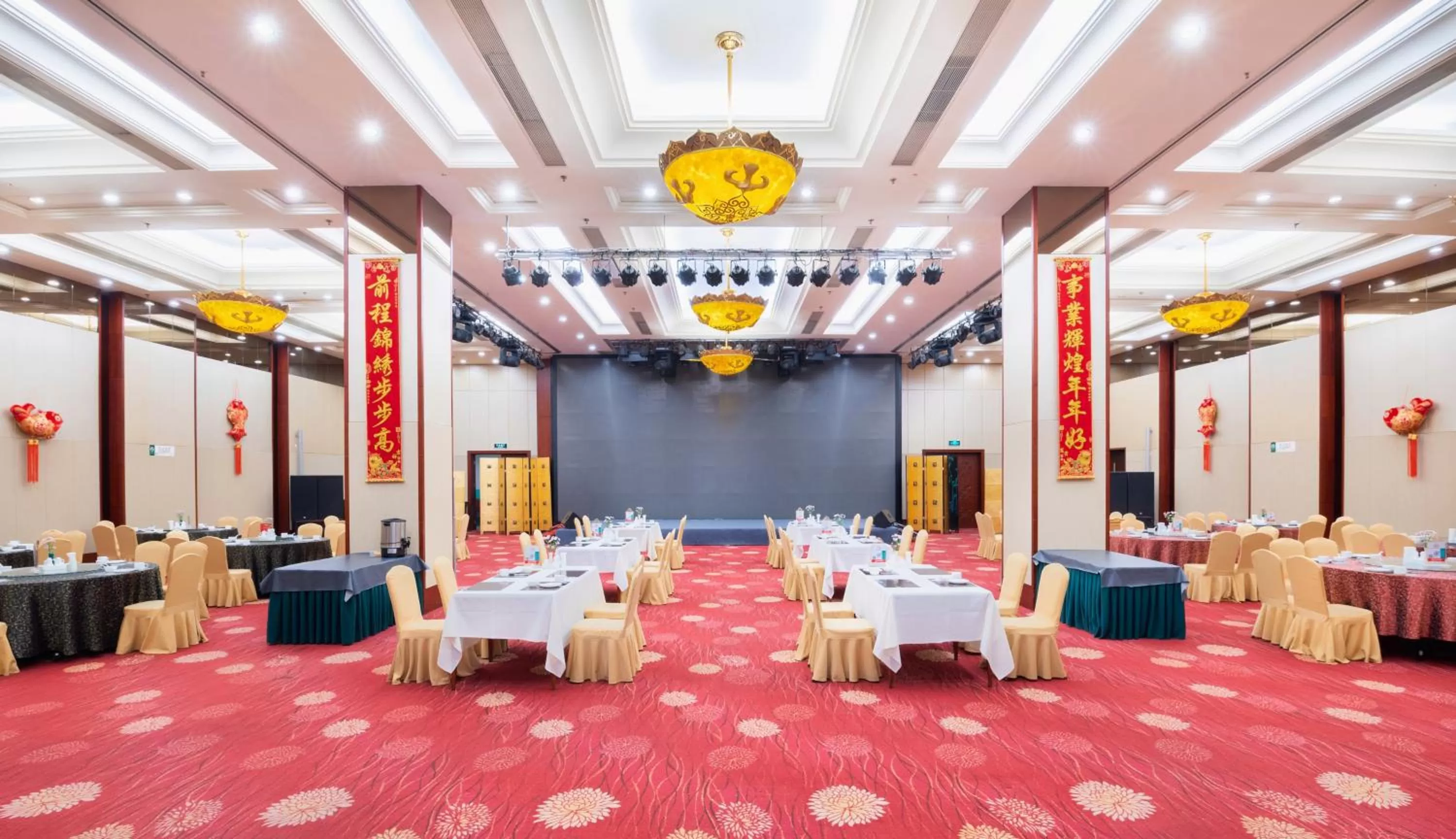 Restaurant/places to eat in Inner Mongolia Grand Hotel