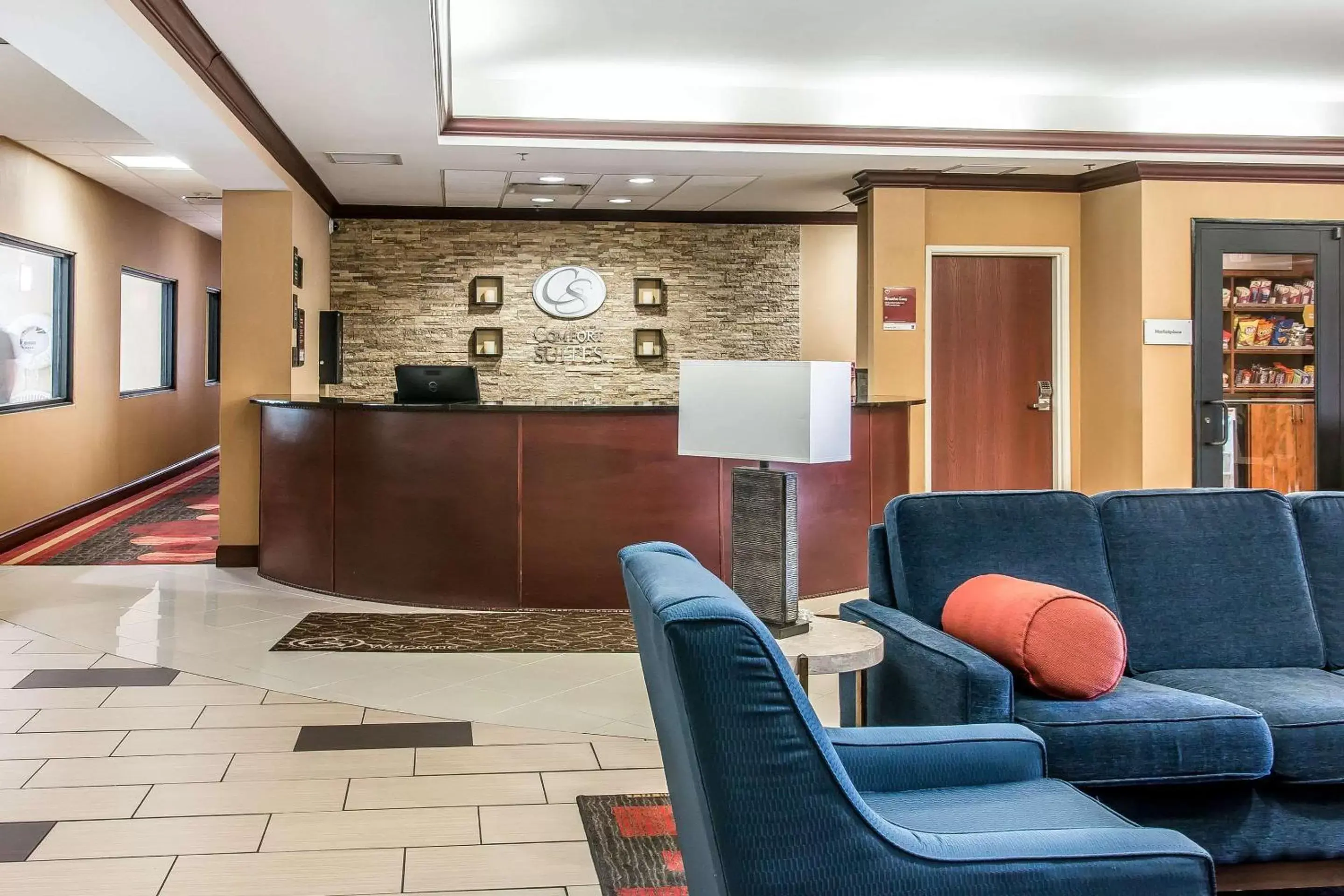 Lobby or reception, Lobby/Reception in Comfort Suites South Bend Near Casino