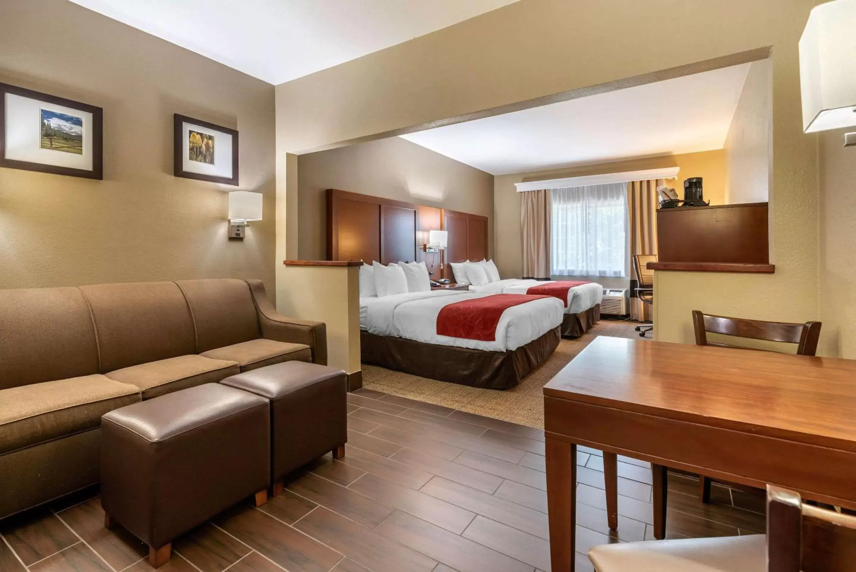 Suite with Two Double Beds - Accessible/Non-Smoking in Comfort Suites Fort Collins Near University Suite with Two Double Beds - Accessible/Non-Smoking in Comfort Suites Fort Collins Near University