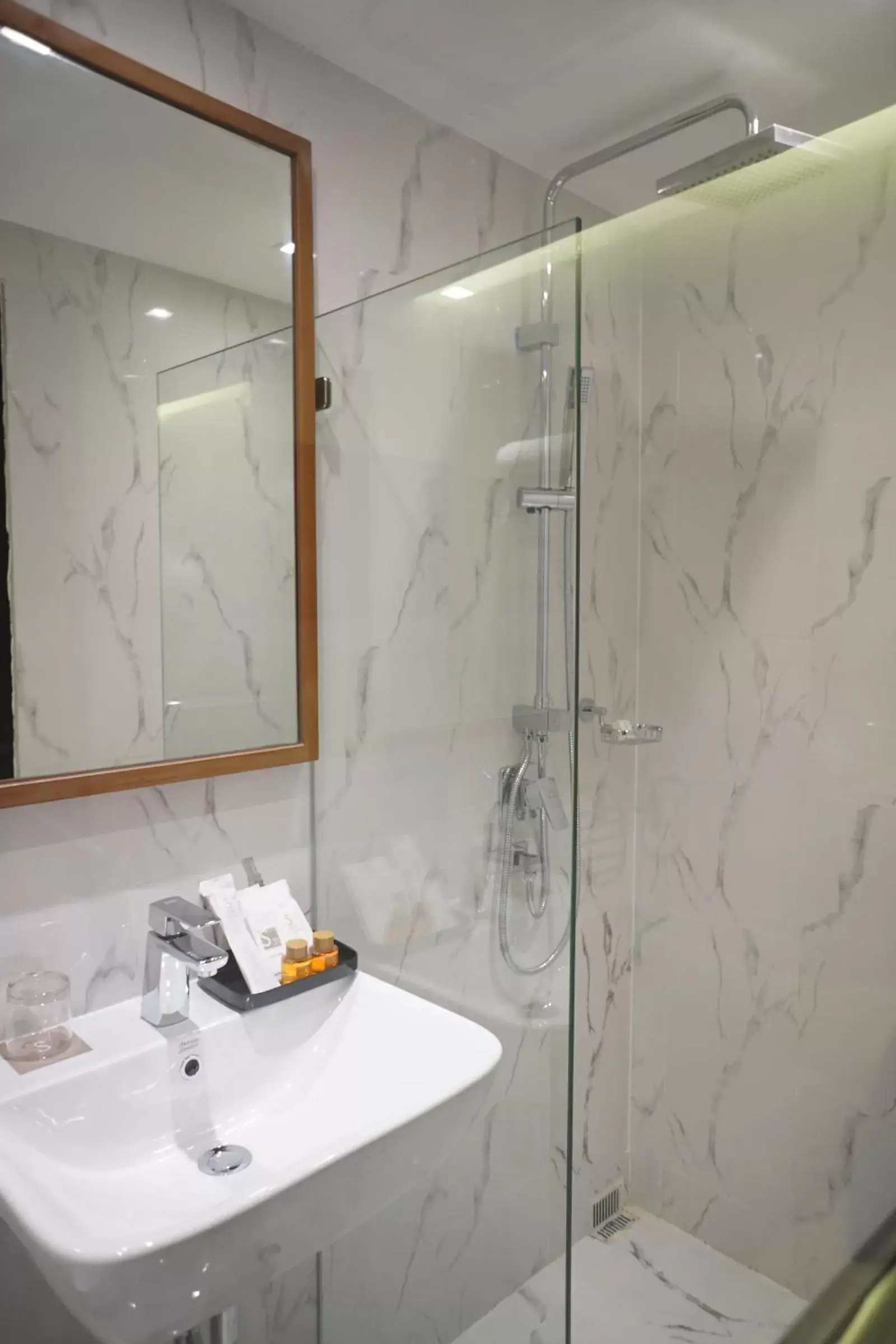 Bathroom in S Box Sukhumvit Hotel - SHA Extra Plus