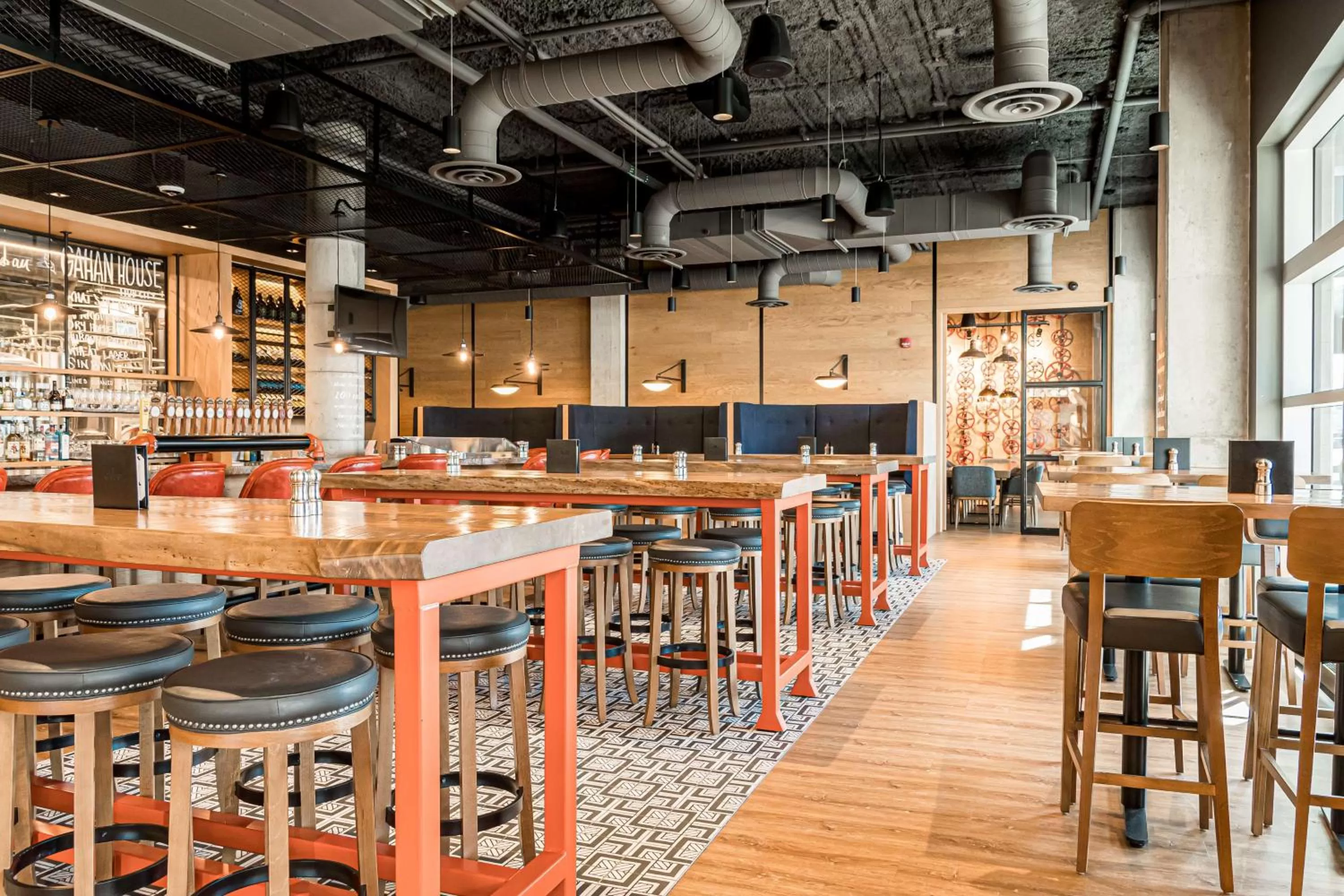 Restaurant/places to eat in Canvas Moncton, Tapestry Collection By Hilton