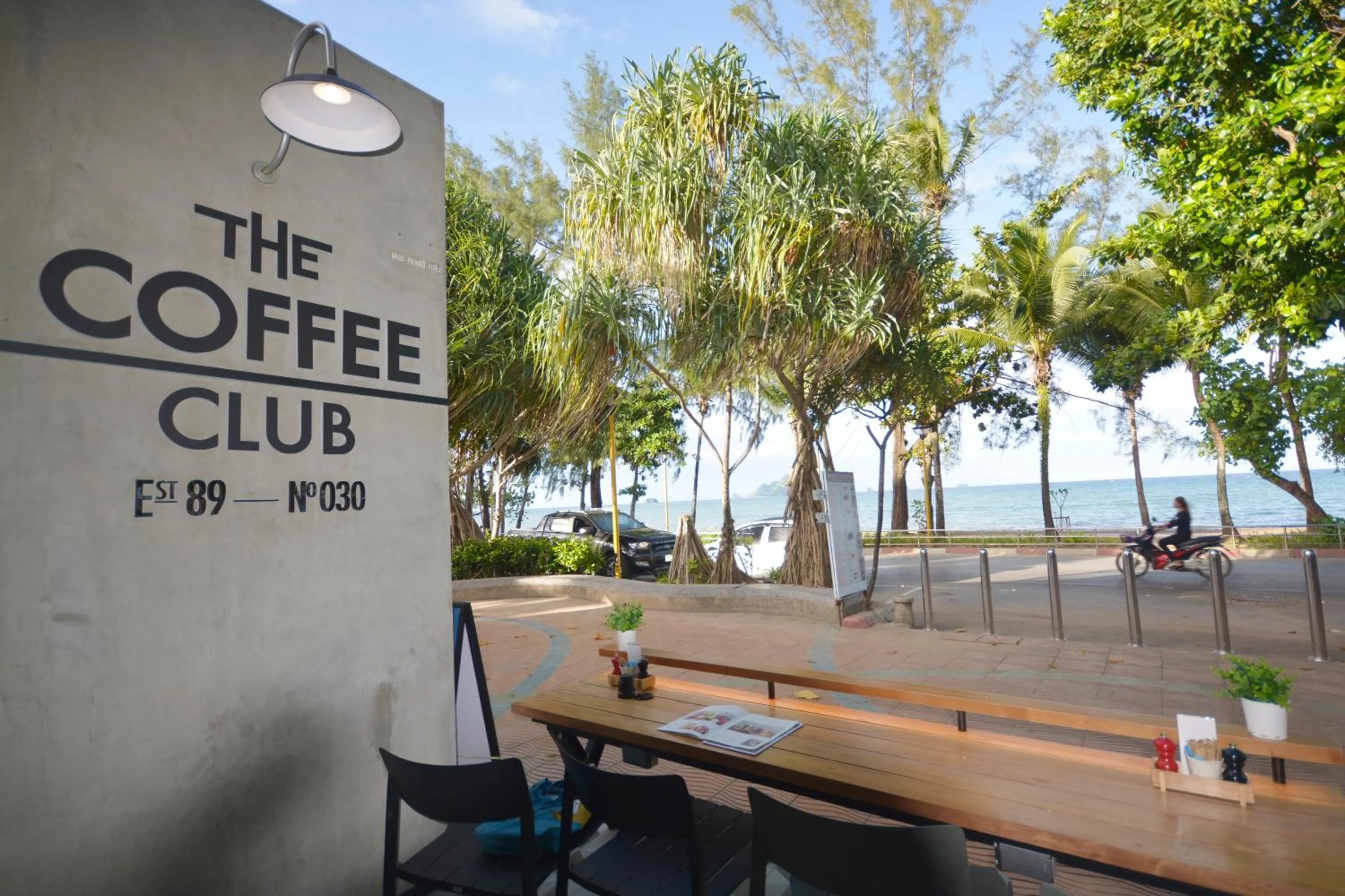 Restaurant/places to eat in iRest Ao Nang Seafront