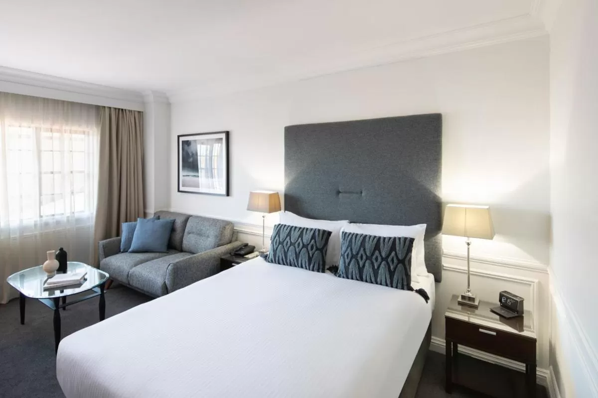 Standard Queen Room in Peppers The Hills Lodge