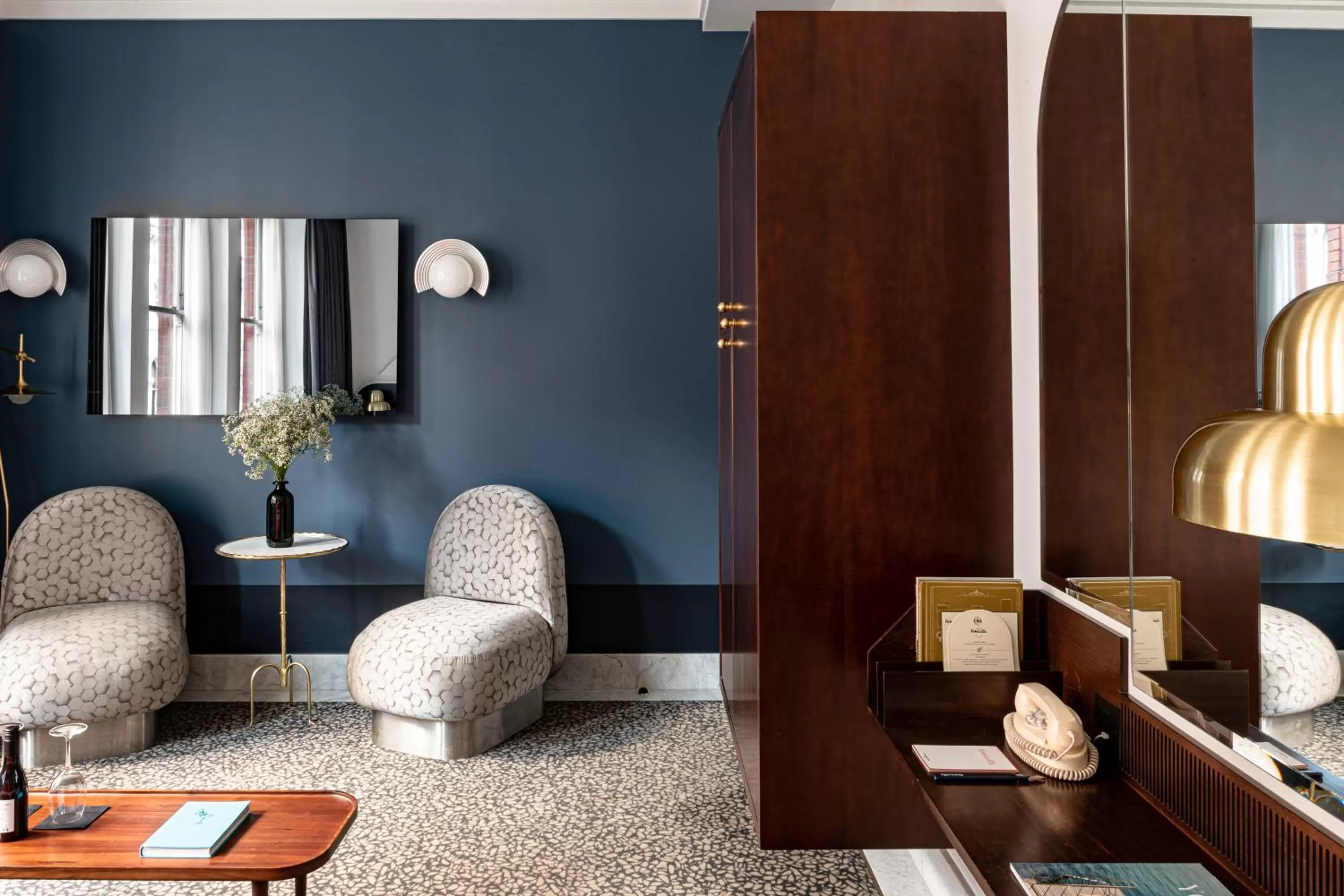 Decorative detail in Henrietta Experimental